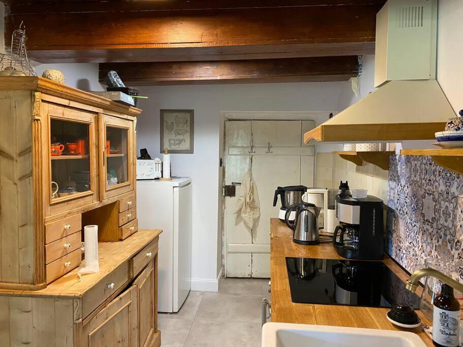 One-Bedroom House - Photo 9