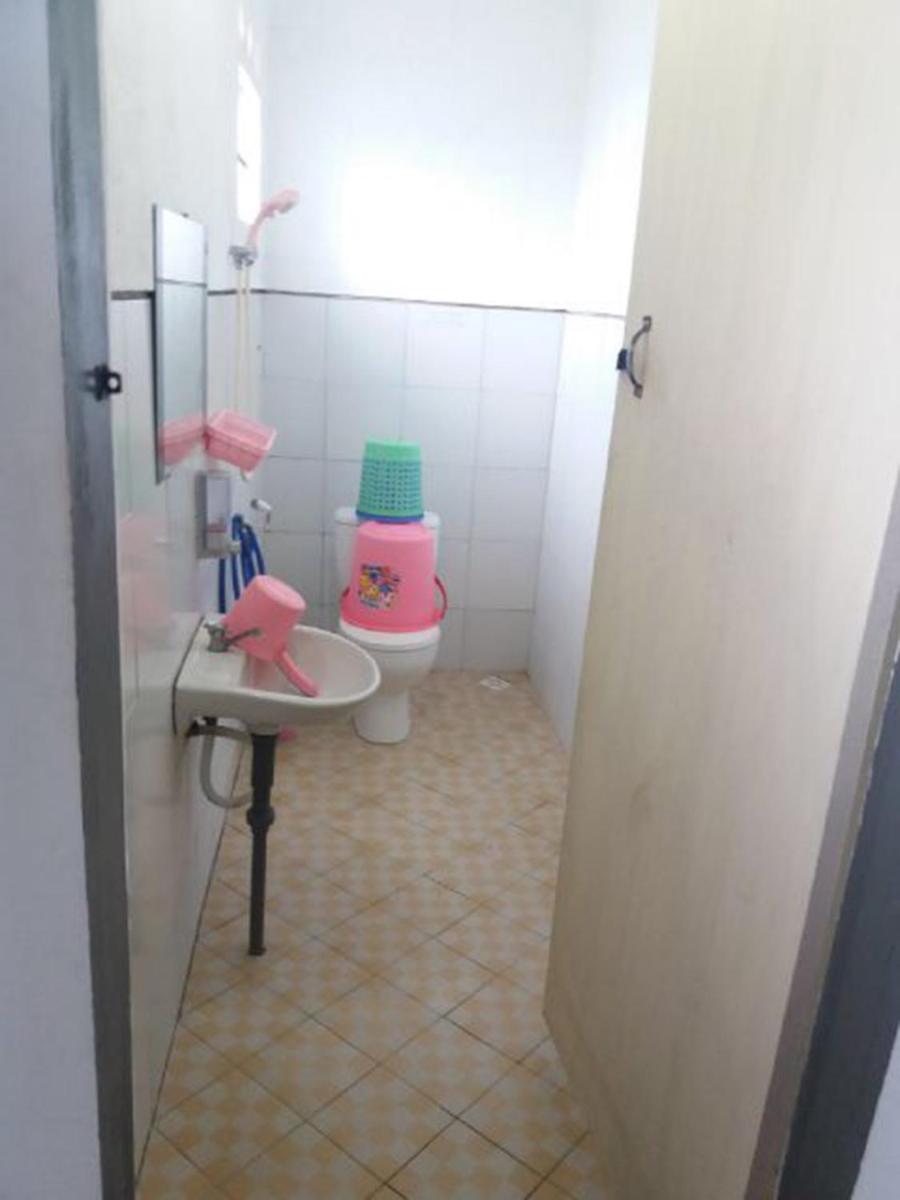 Double or Twin Room with Bathroom - Photo 3
