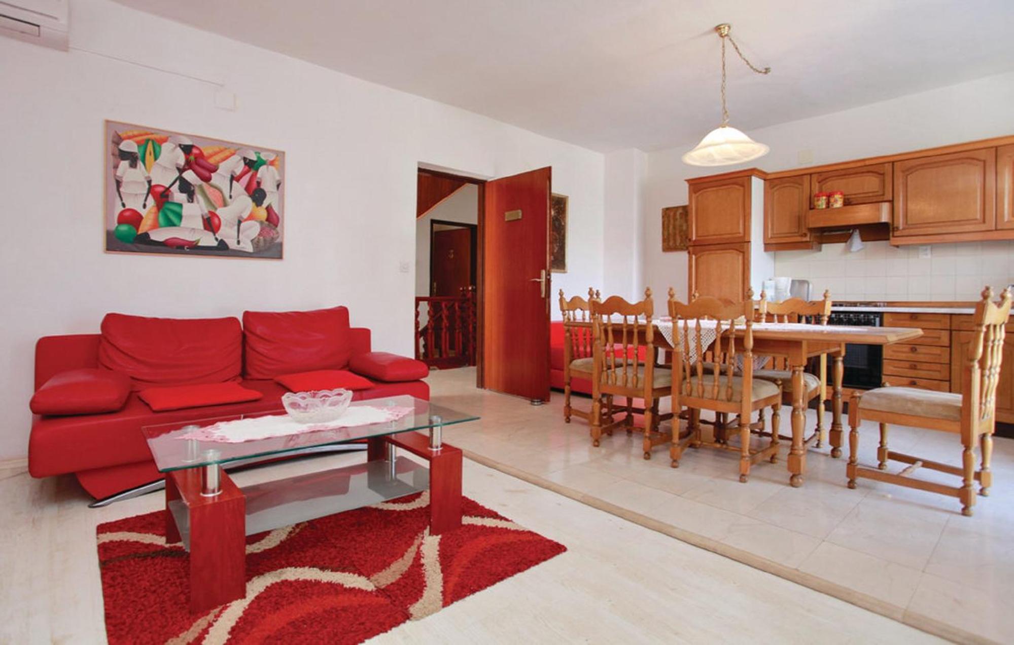Duplex Apartment photo 3