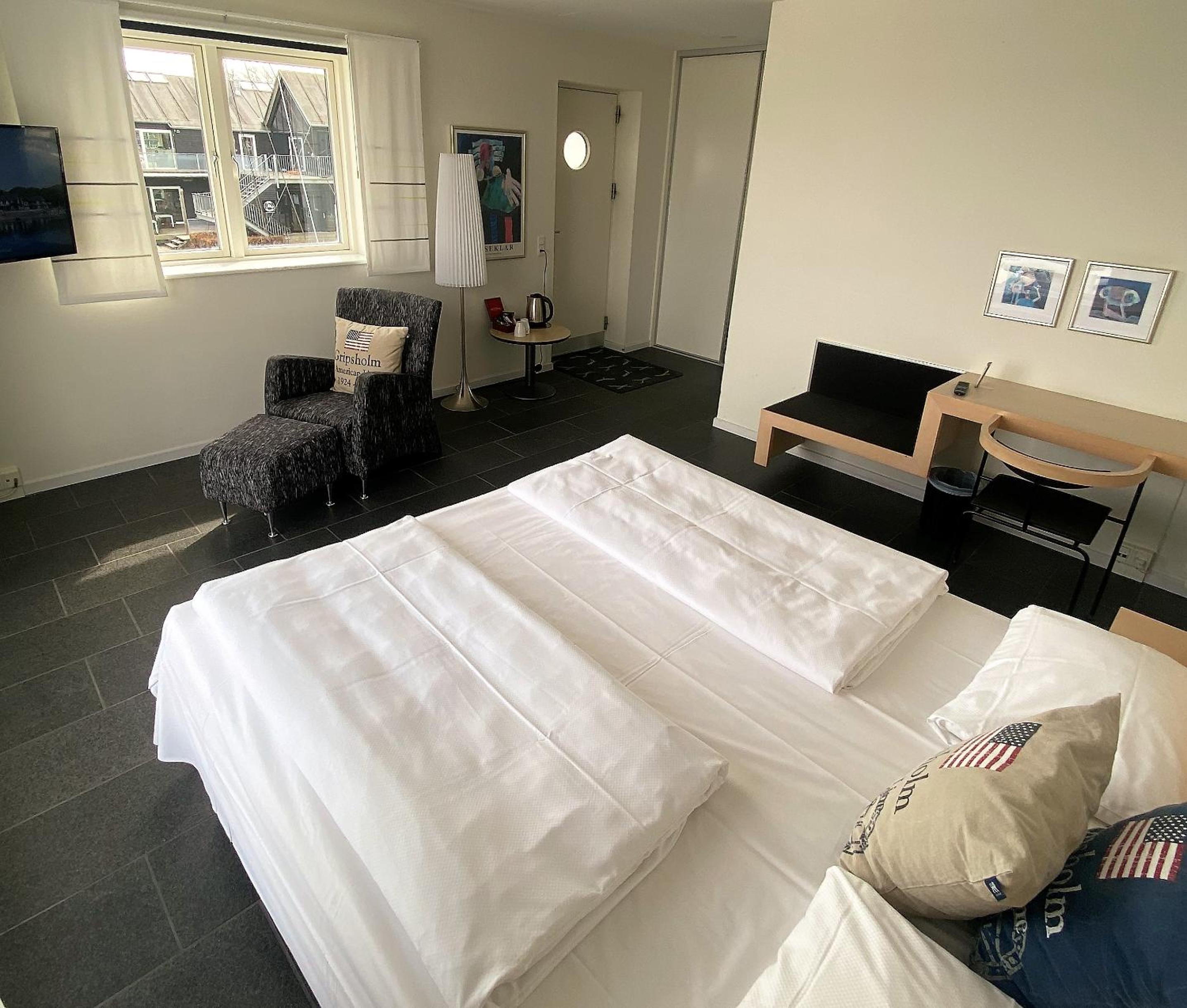 Standard dobbeltværelse med udsigt til/mod havnen og restauranten - Photo 1