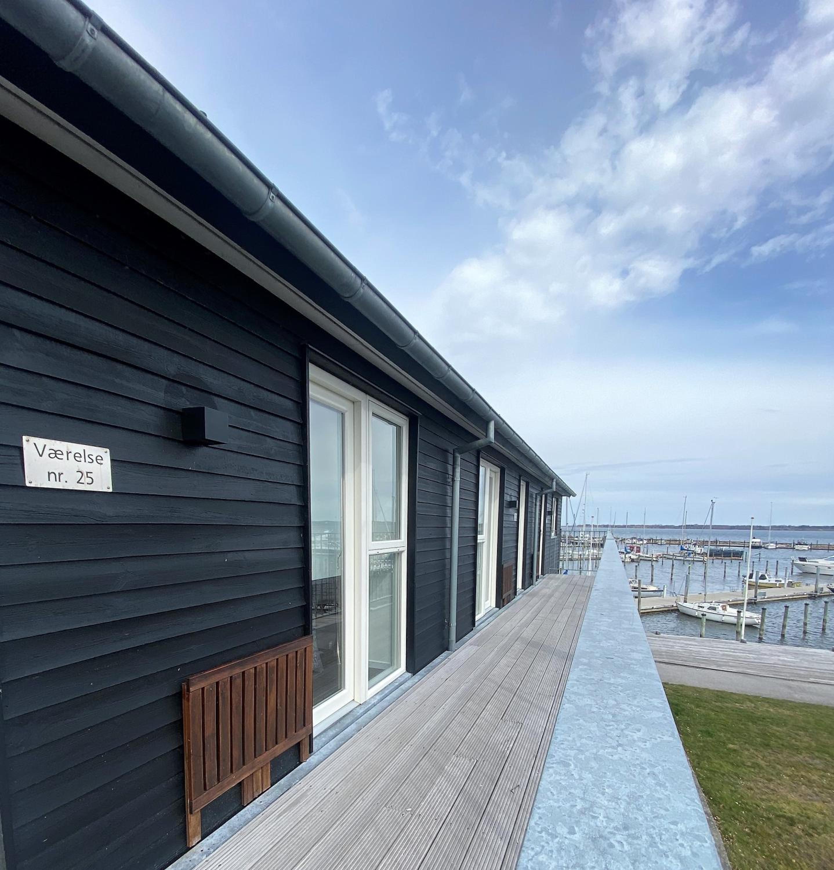 Standard dobbeltværelse med udsigt til/mod havnen og restauranten - Photo 6
