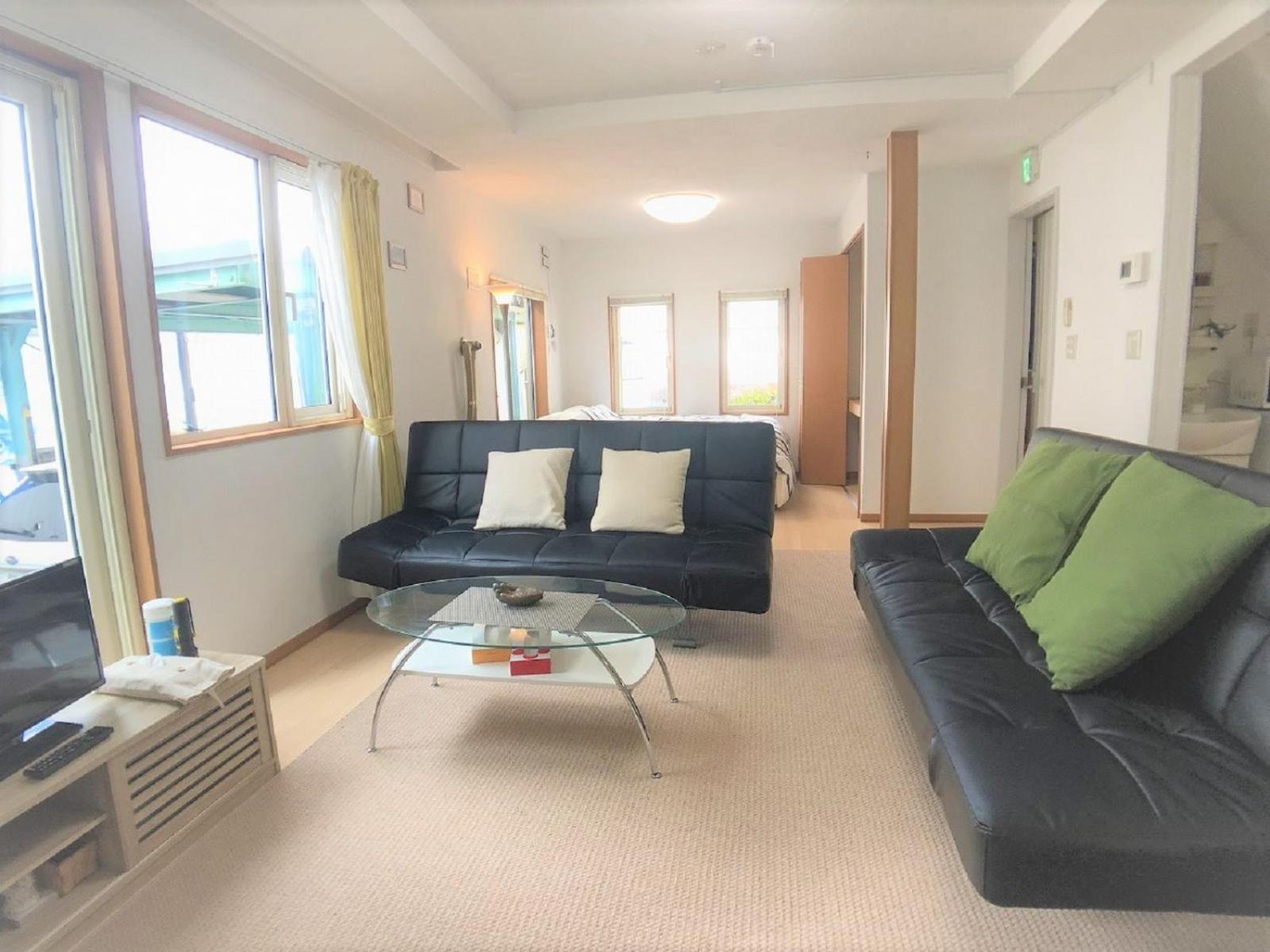 Two-Bedroom House - Photo 19