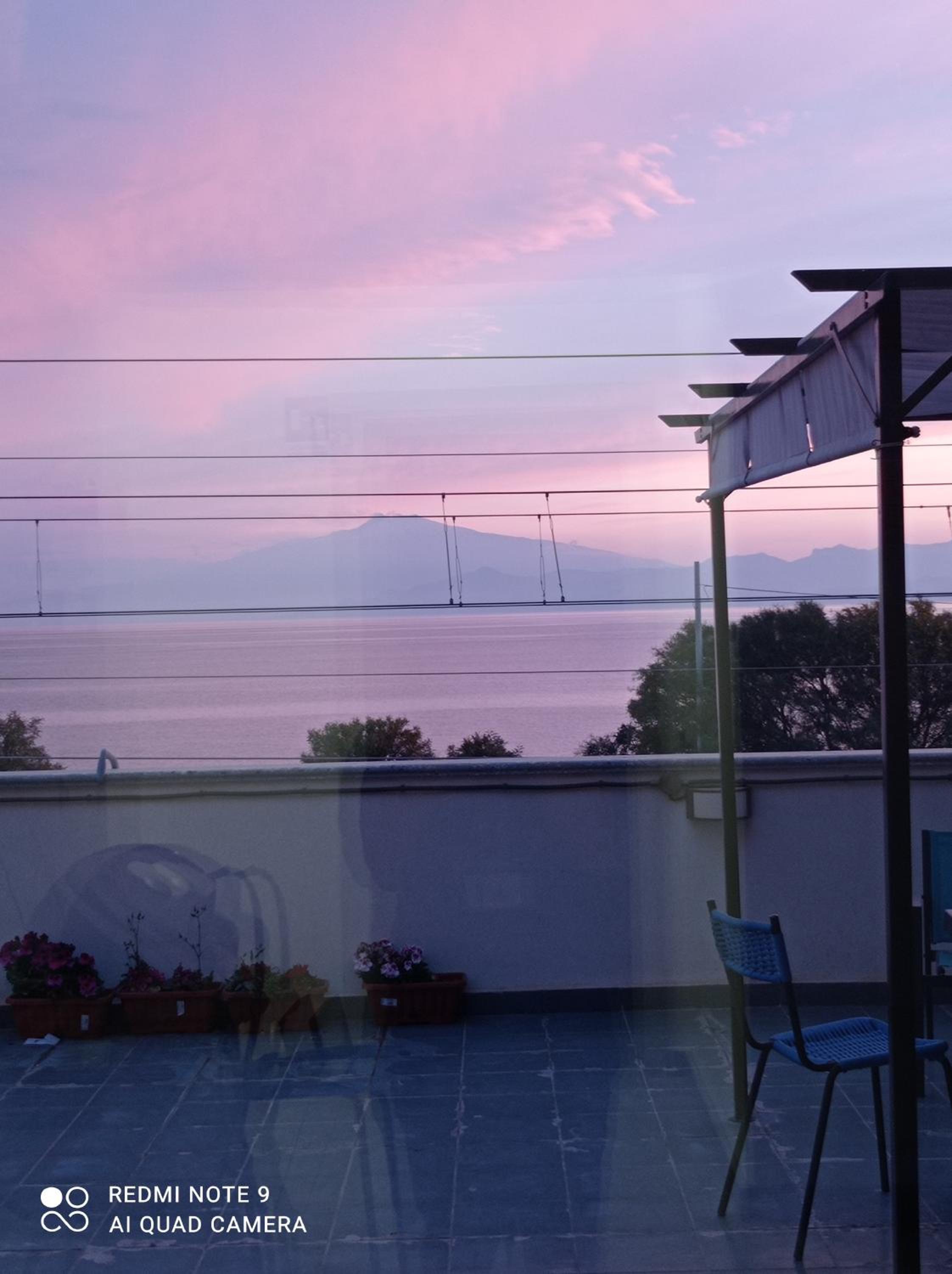 Double Room with Balcony and Sea View photo 2