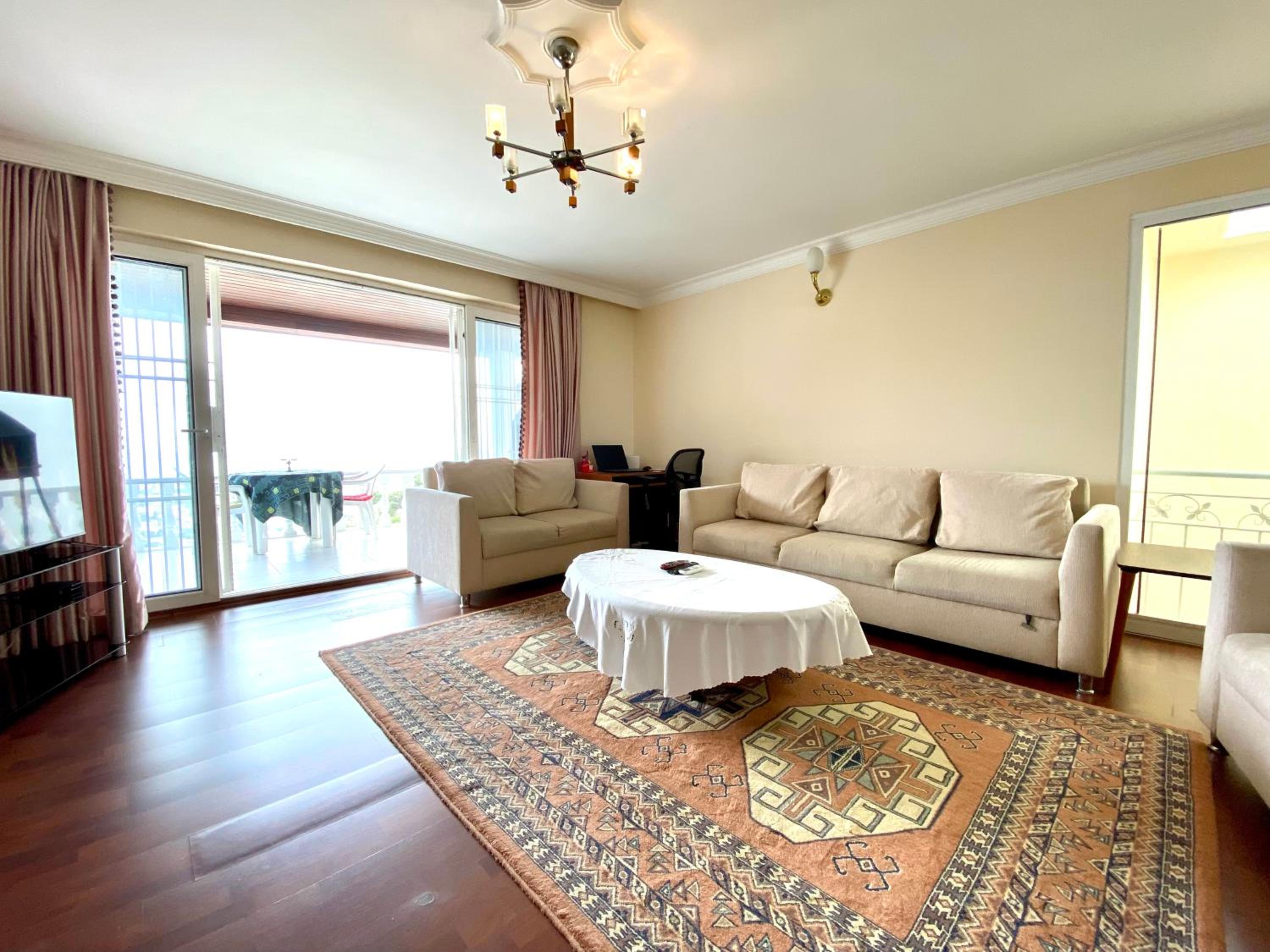 Three-Bedroom Villa photo 1