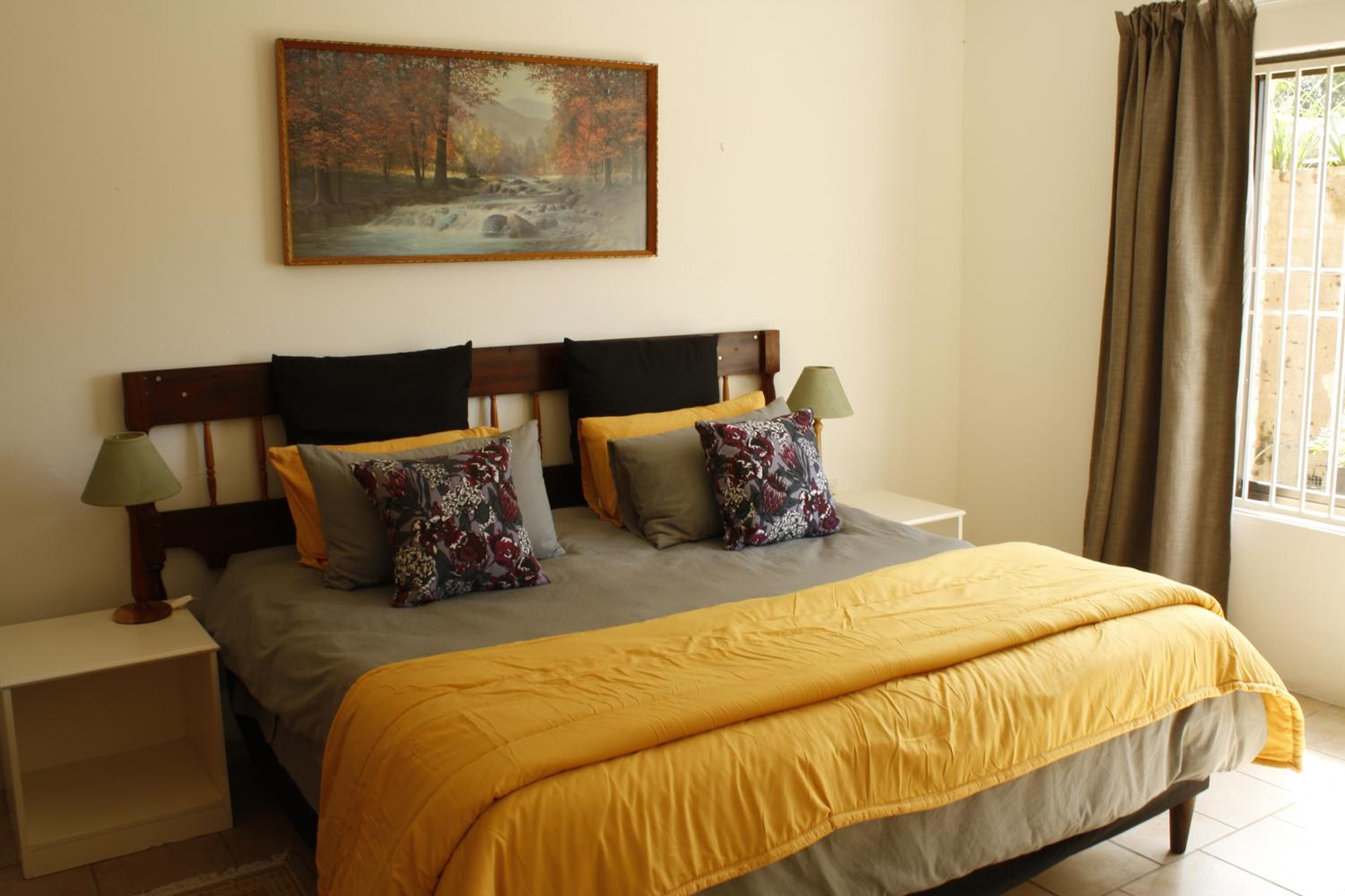 Double or Twin Room - Photo 2