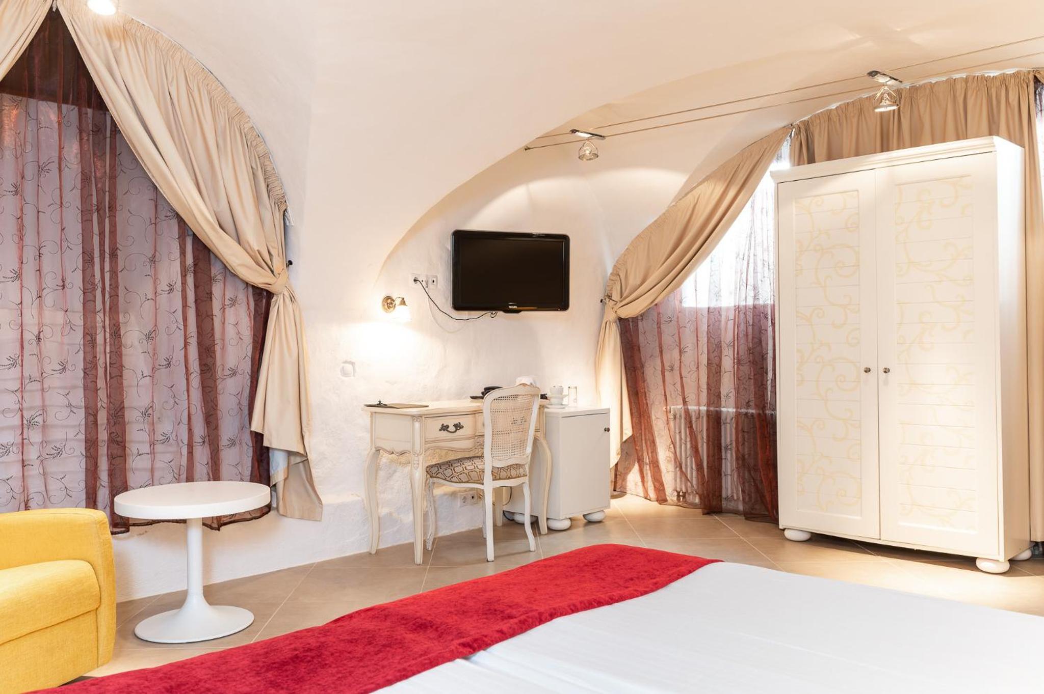 Superior Double or Twin Room with Free Parking - Photo 6