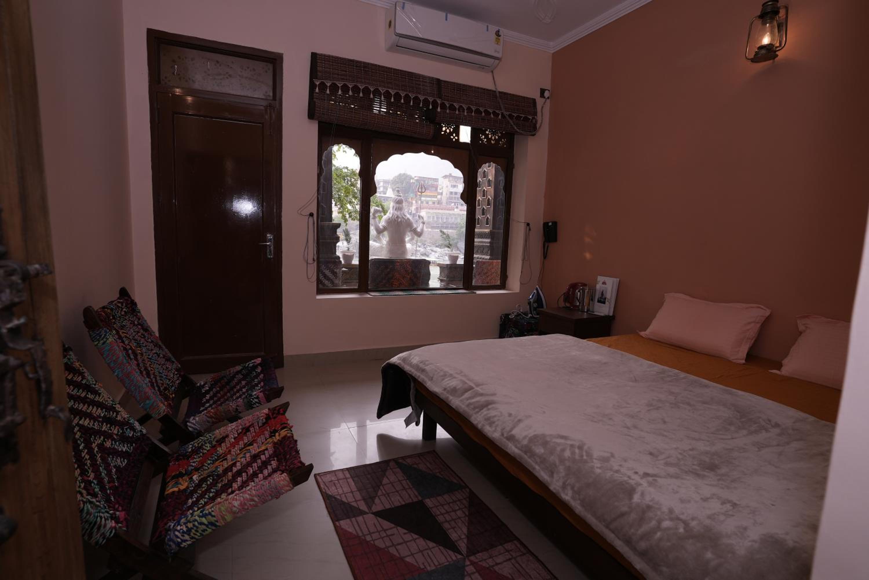 Deluxe Room - Photo 1