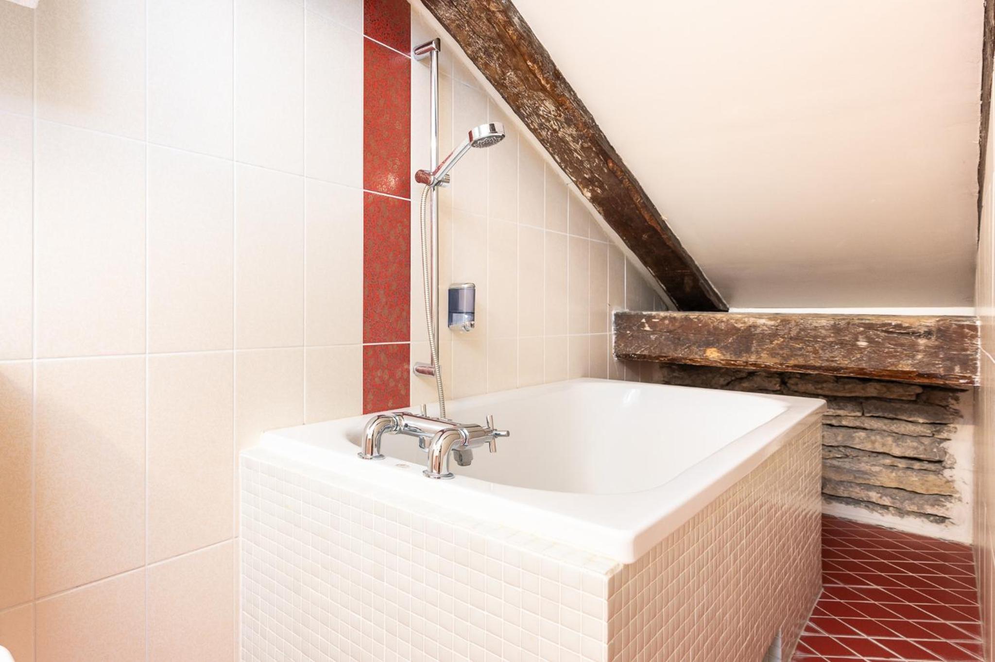 Superior Double or Twin Room with Free Parking - Photo 8