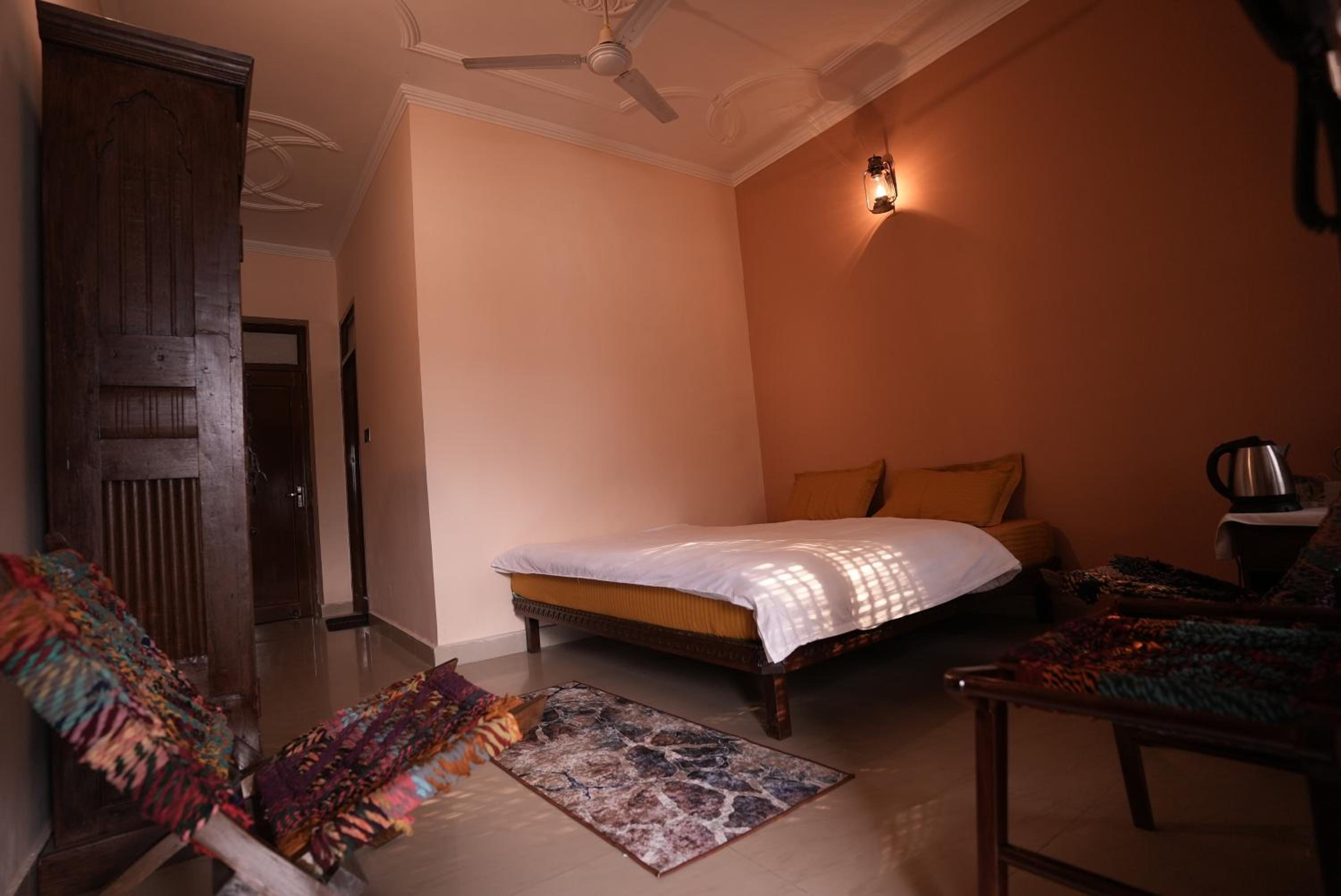 Deluxe Room - Photo 2