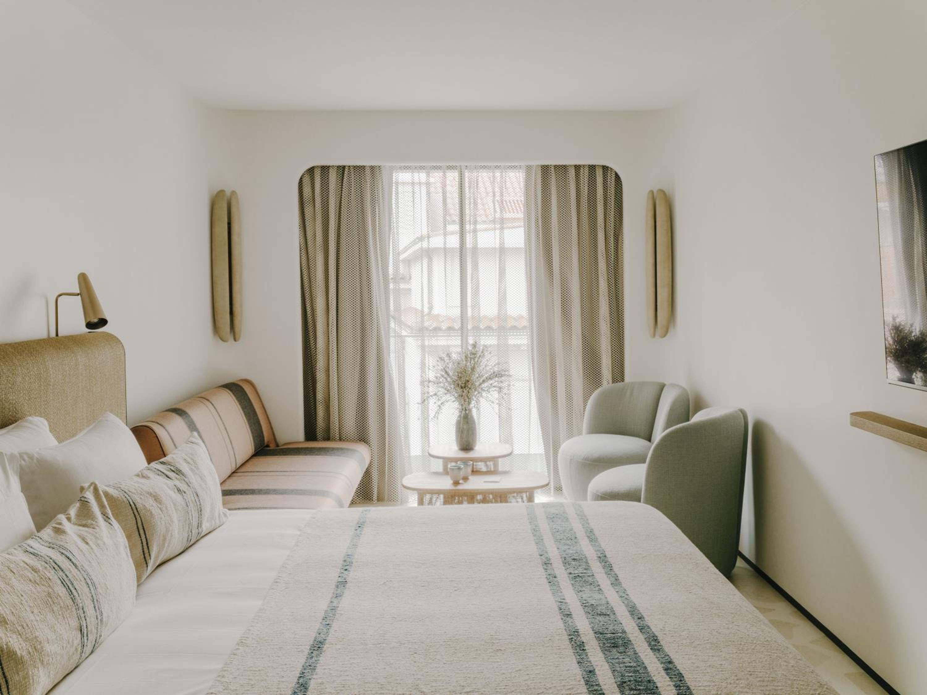 Executive Double Room - Photo 6