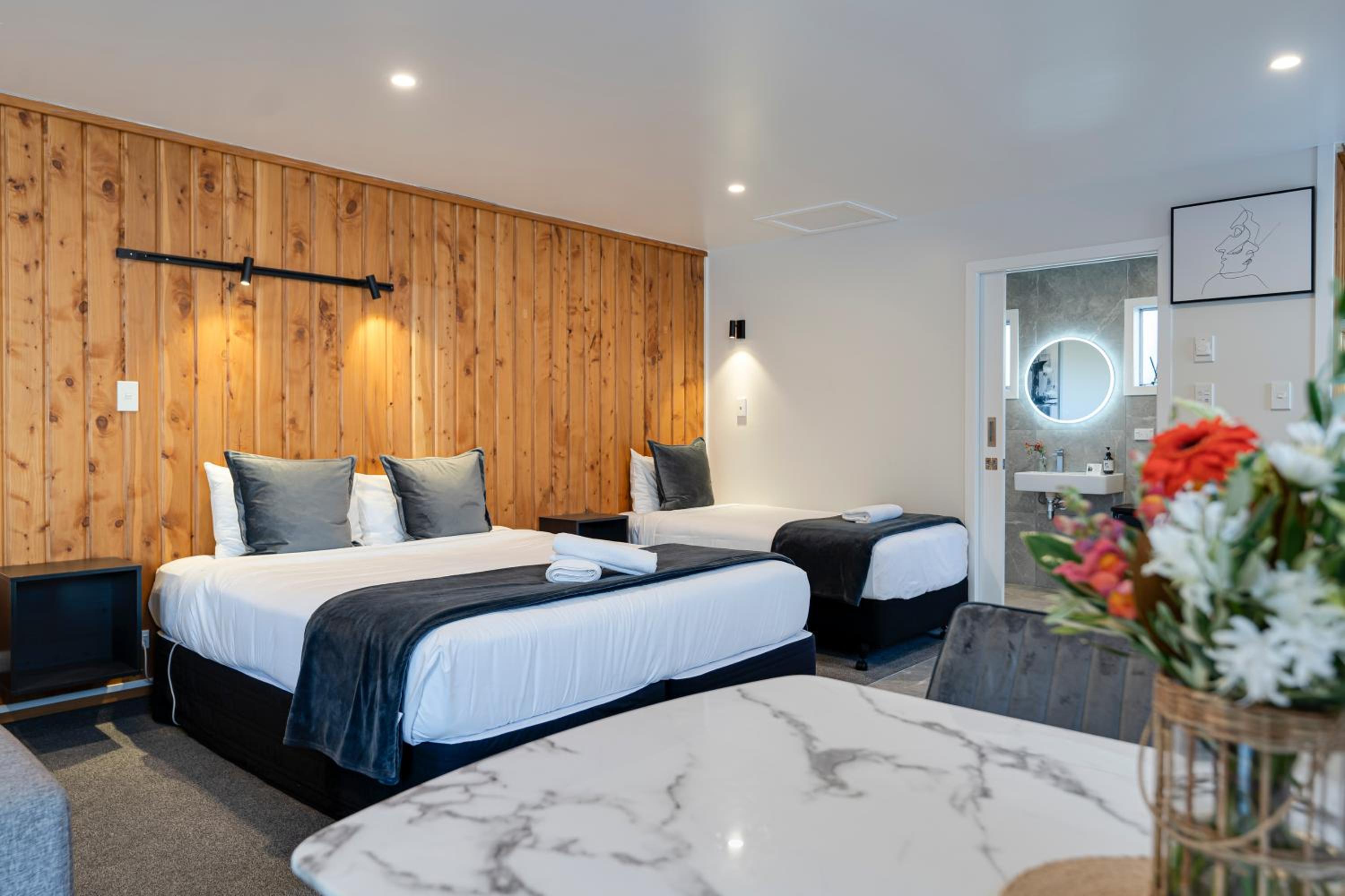 Superior Access Chalet photo 3