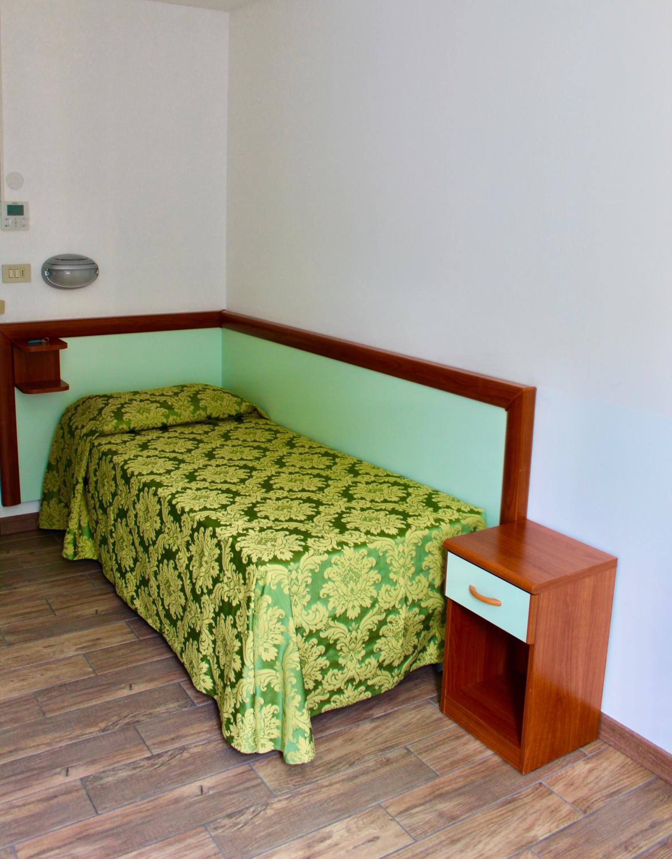 Single Room photo 1