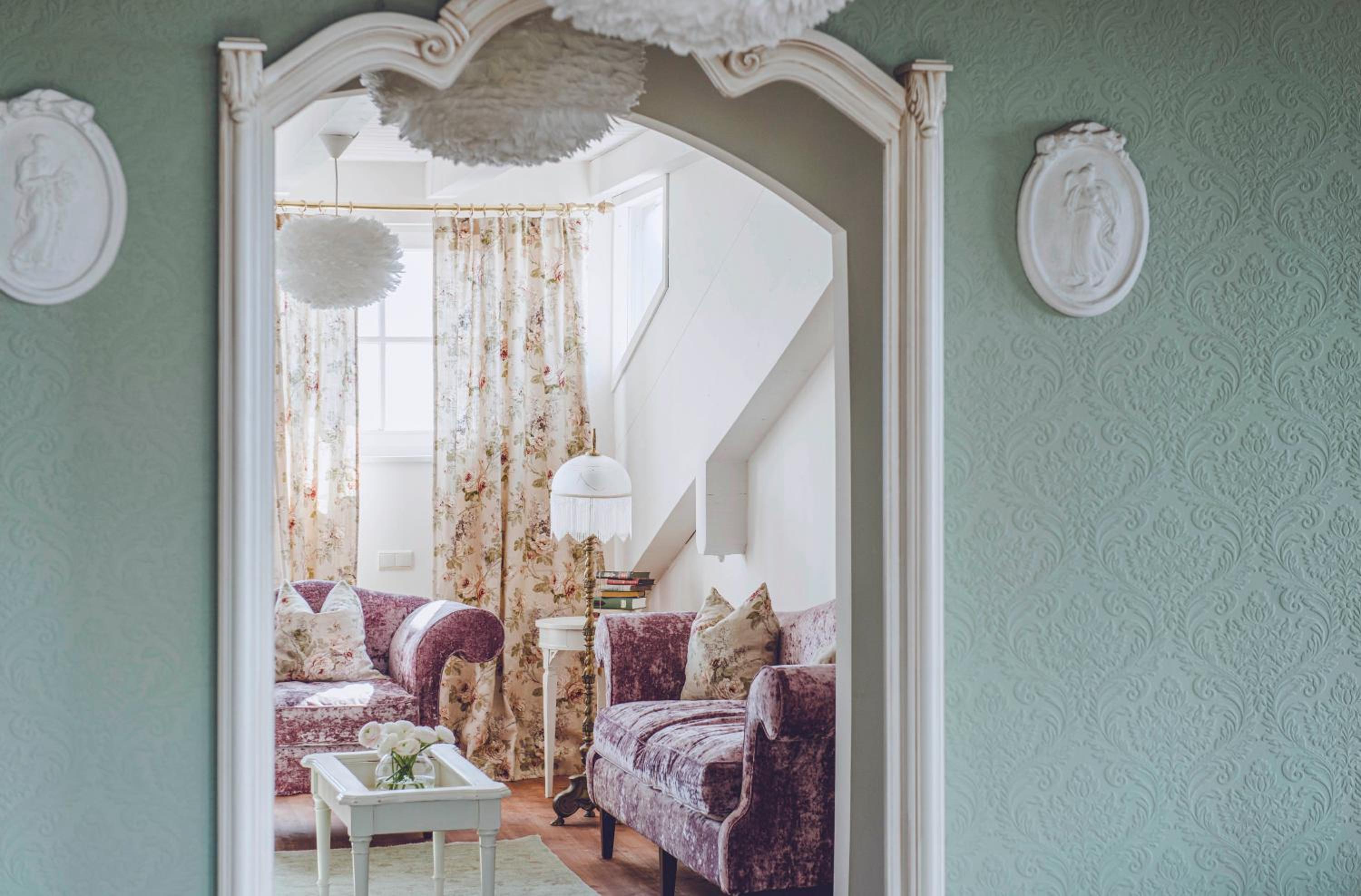 Luxury Suite - Photo 1