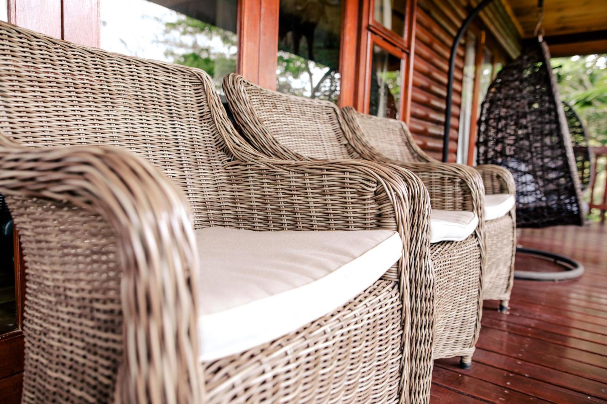 Three-Bedroom Log Cabin with Splash Pool - Photo 3