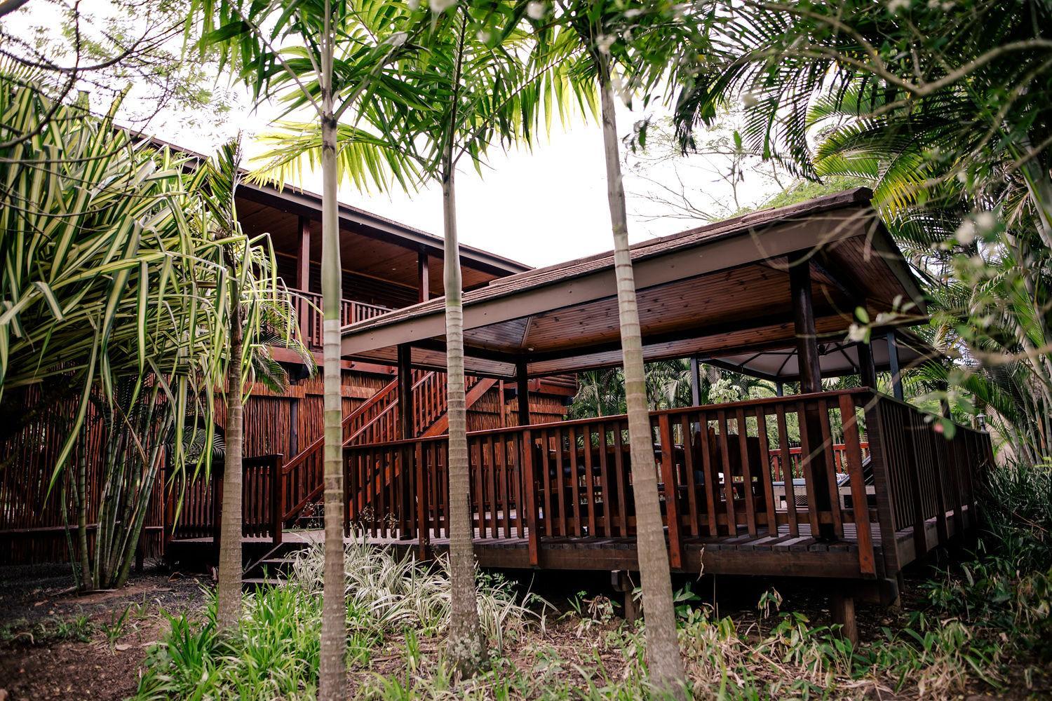 Three-Bedroom Log Cabin with Splash Pool - Photo 4