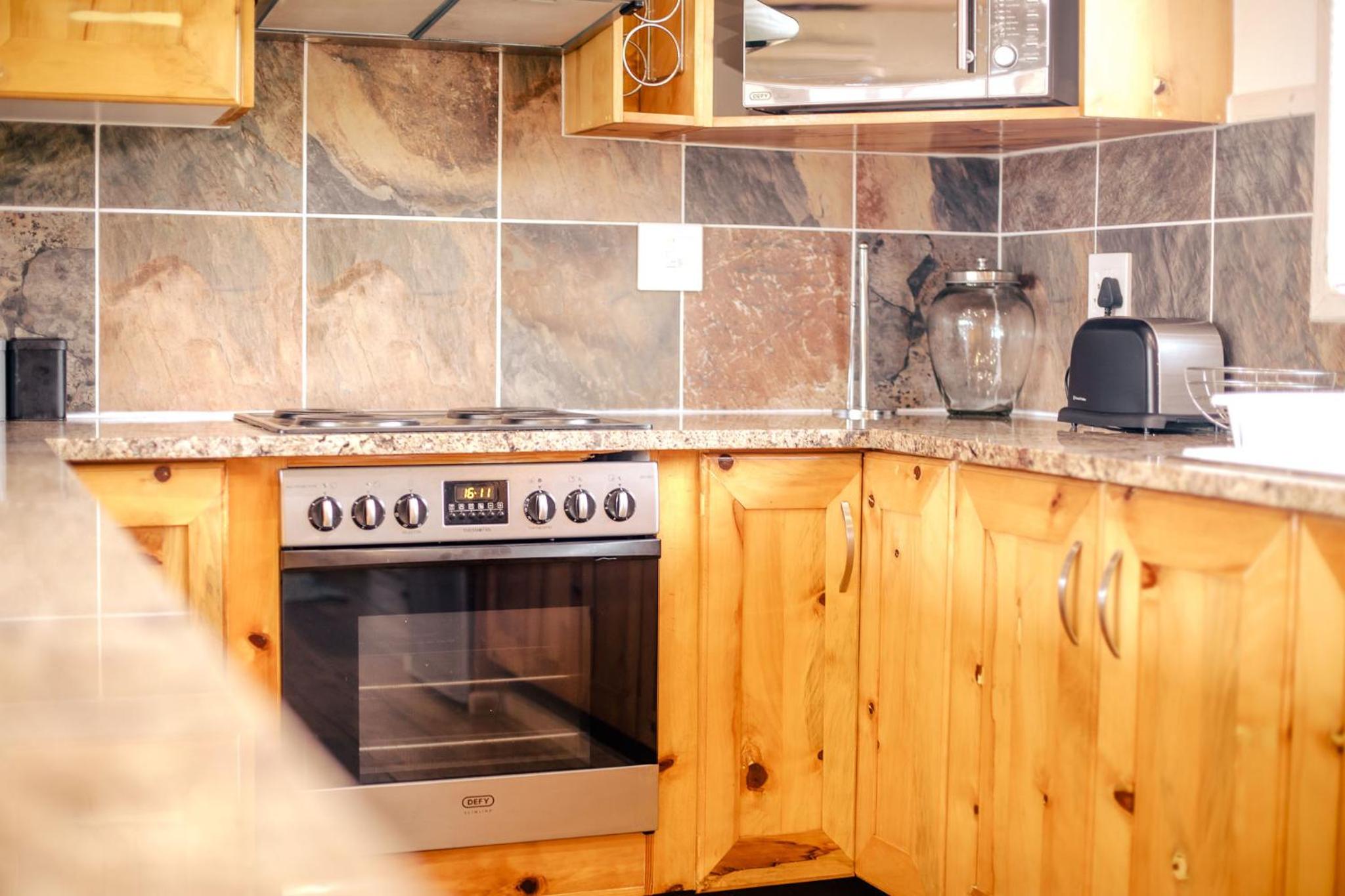 Two-Bedroom Log Cabin with Splash Pool - Photo 20