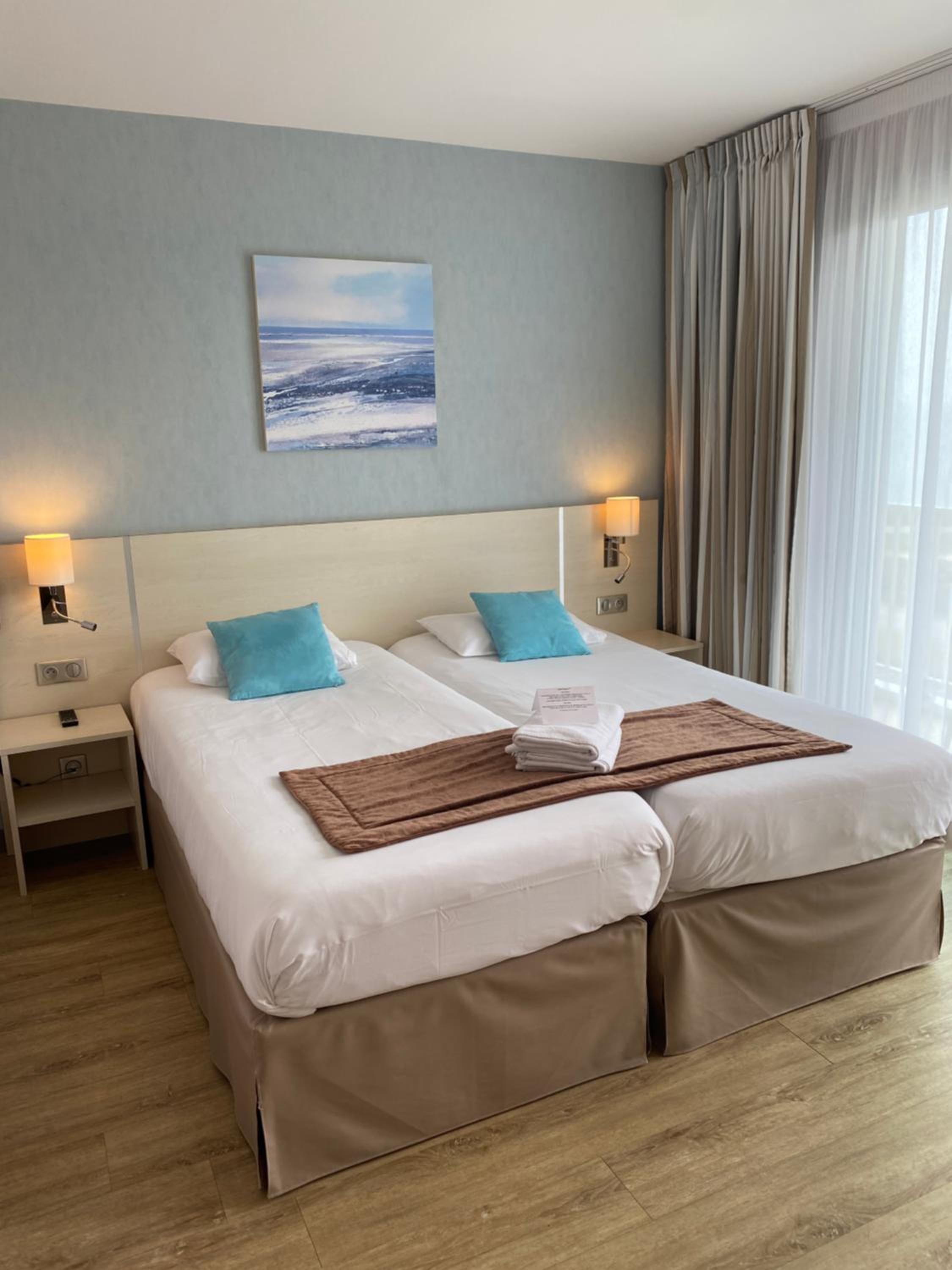 Comfort Twin Room with Sea view photo 2
