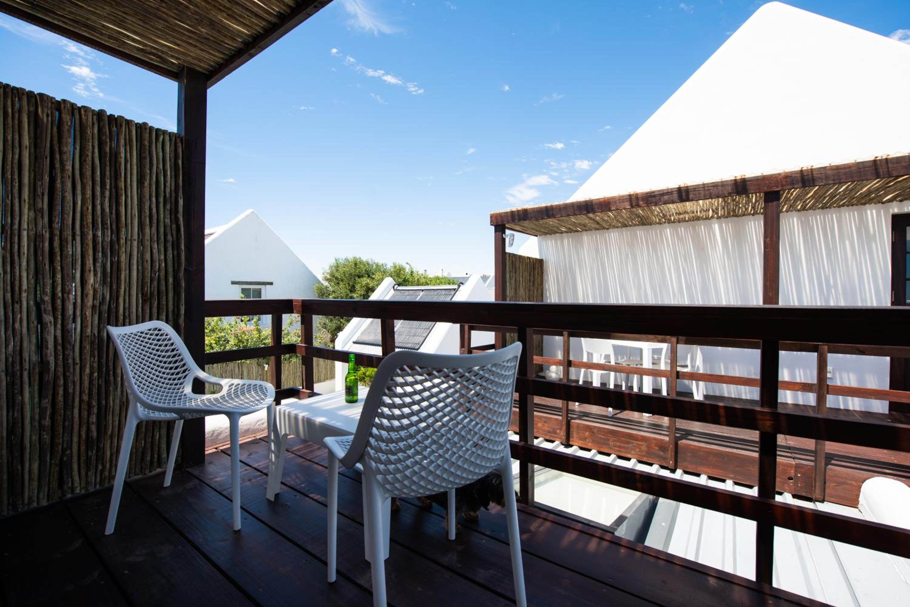Triple Room with Balcony - Photo 9