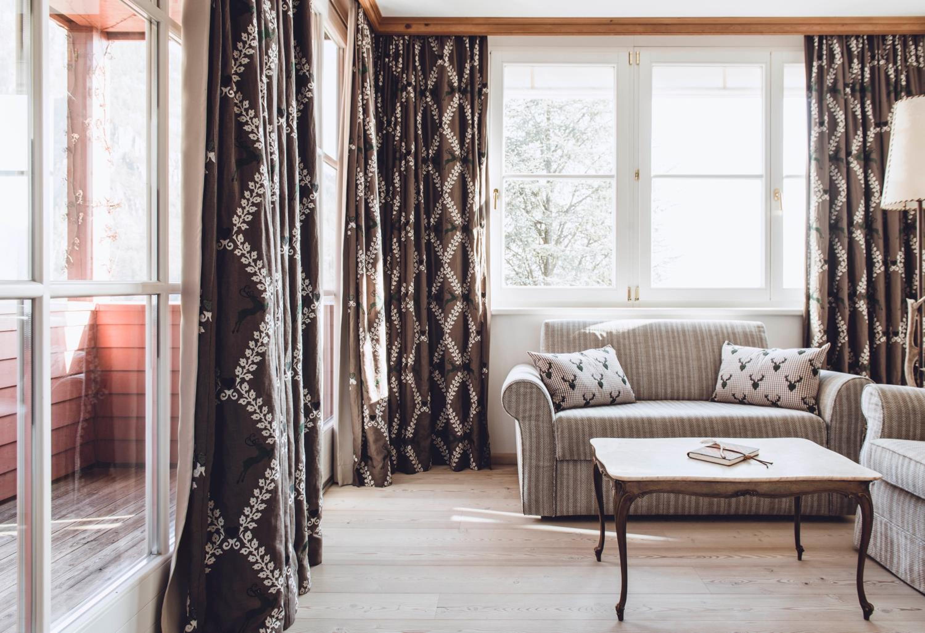 Deluxe Suite - Photo 2