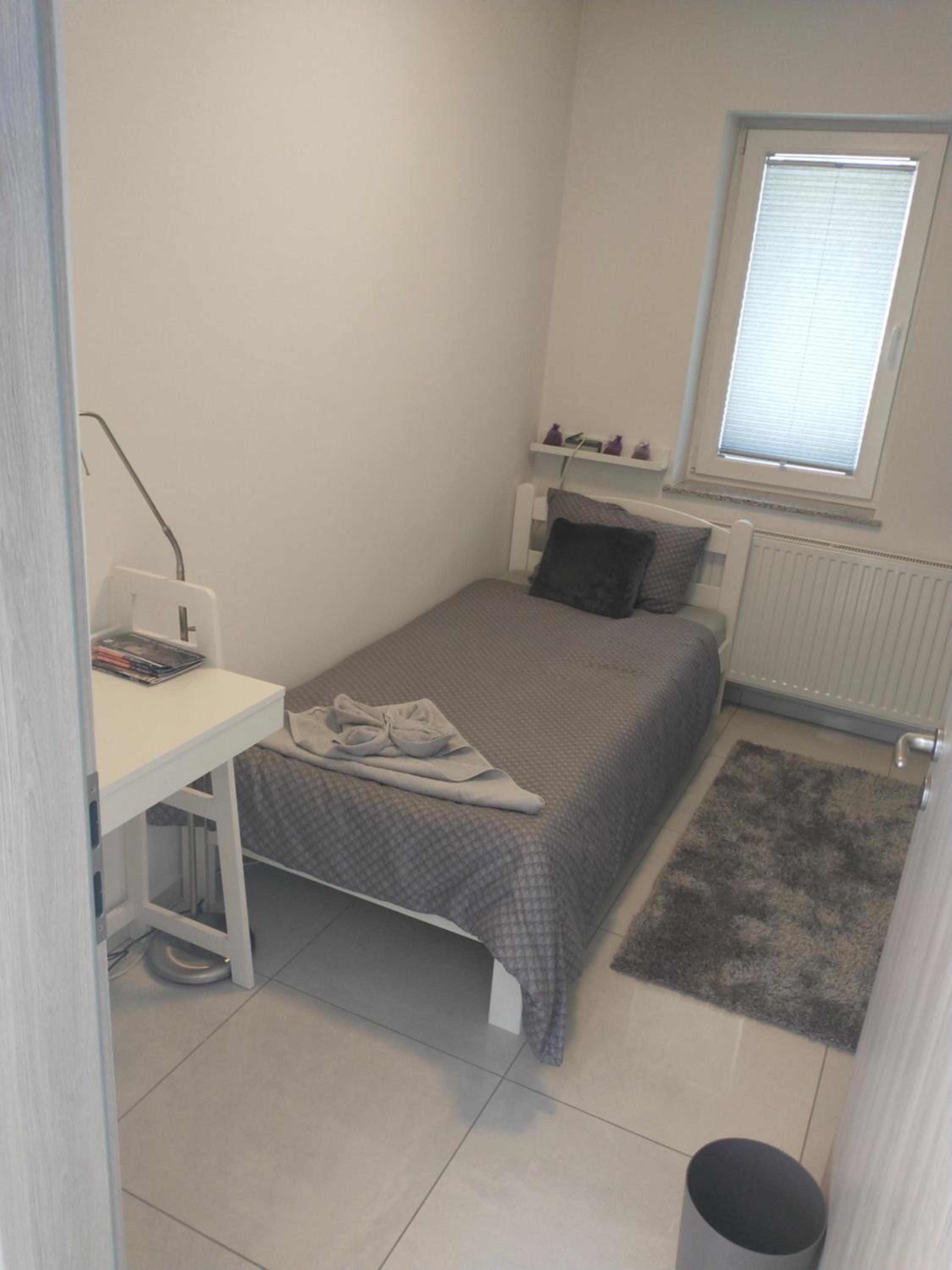 One-Bedroom Apartment - Photo 9