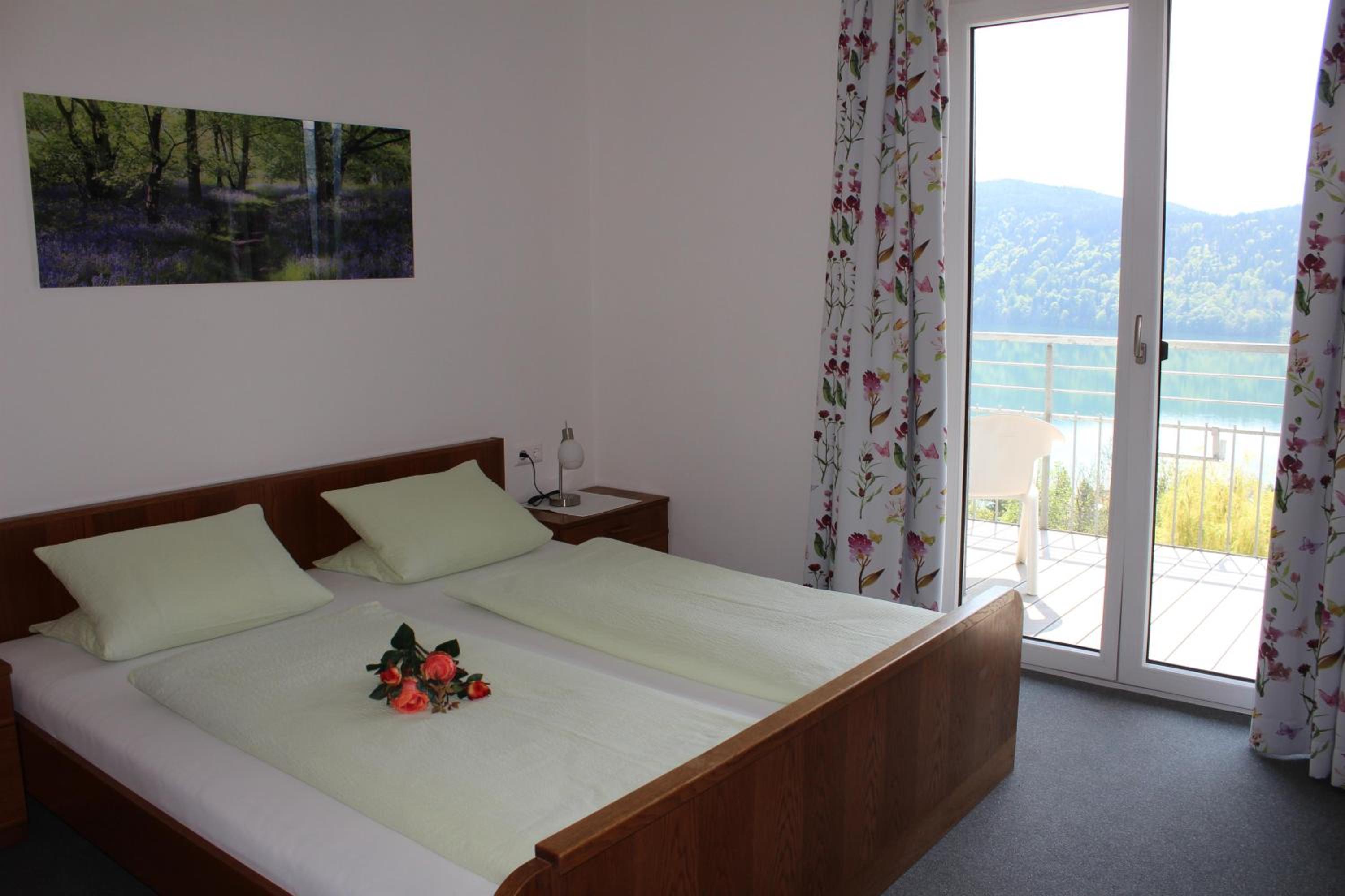 Double Room with Shower photo 3