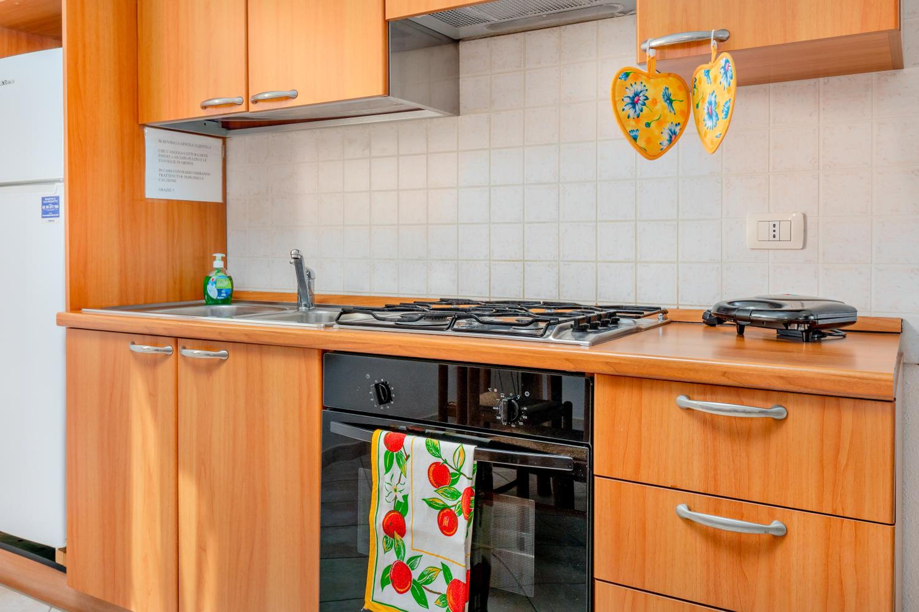 One-Bedroom Apartment with Garden View photo 2