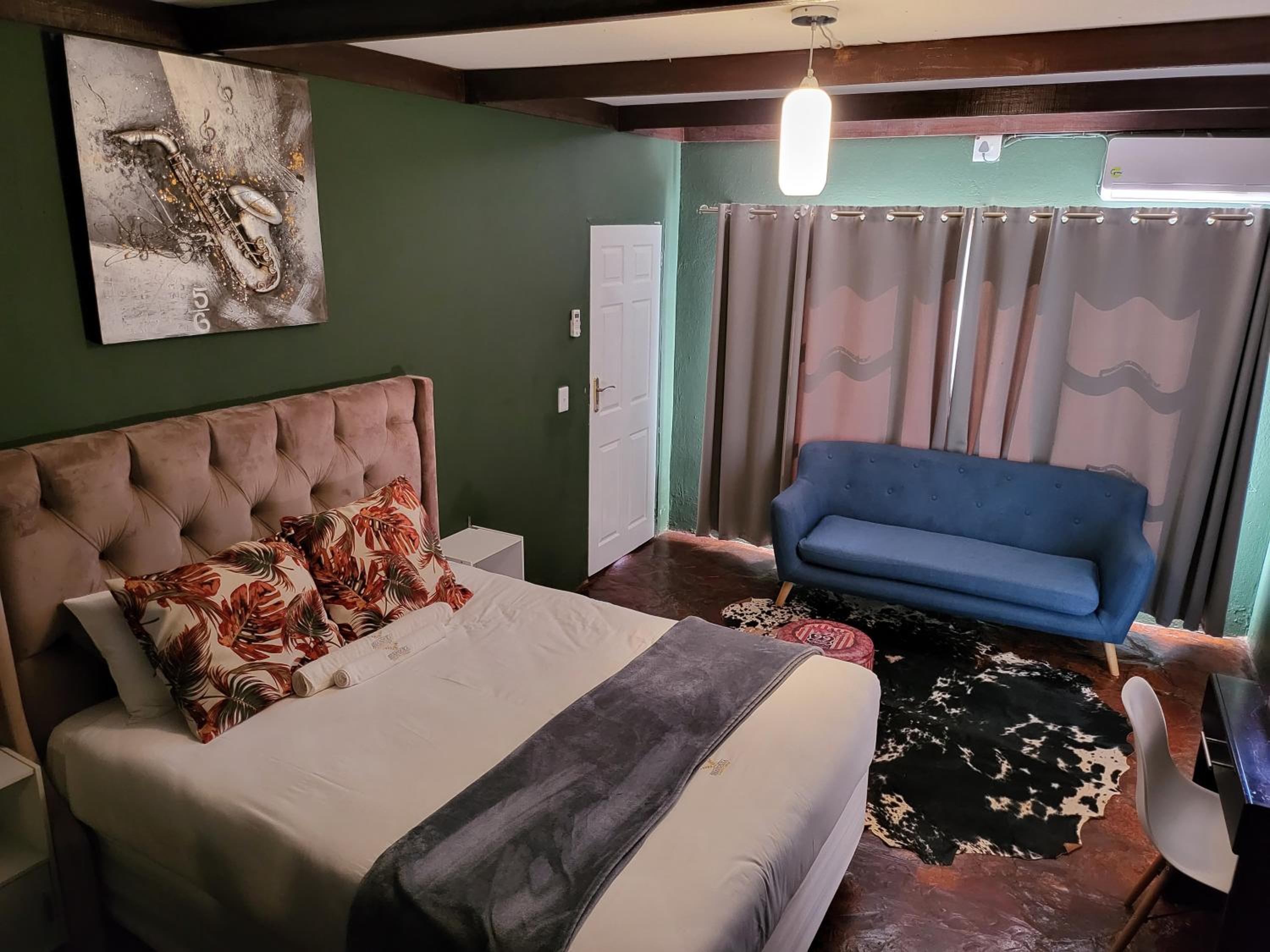 Deluxe Double or Twin Room - Photo 3