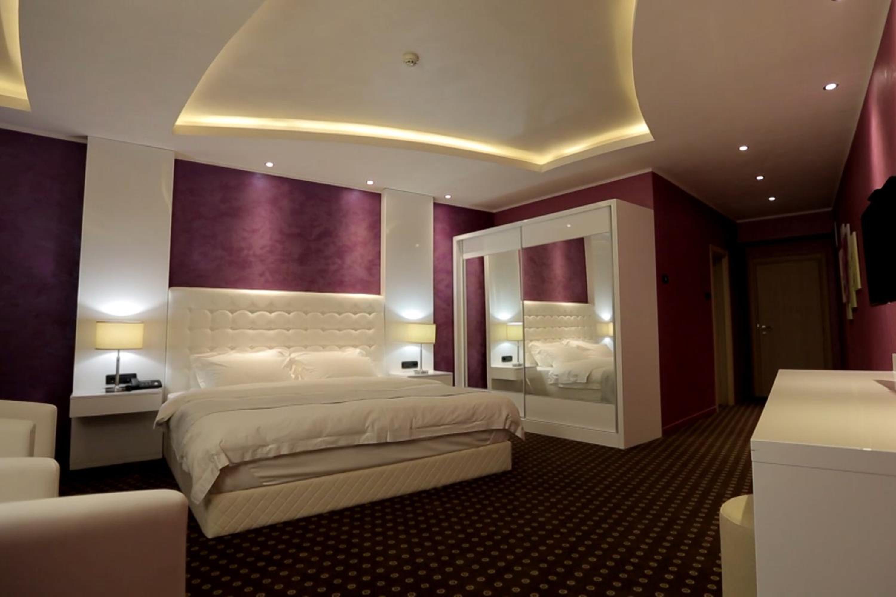 Deluxe Double Room with Free Spa Access