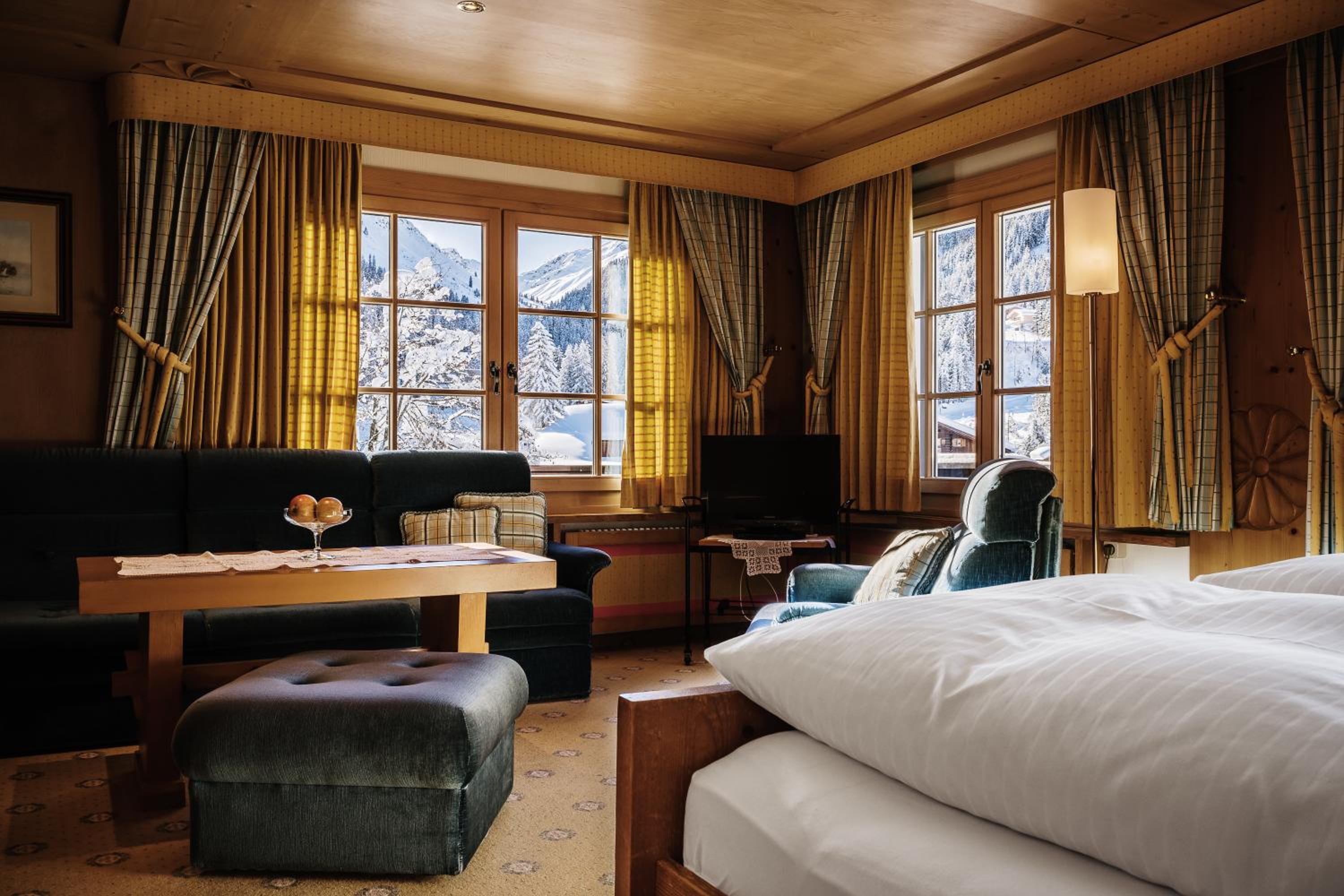 Deluxe Double Room with Balcony photo 1