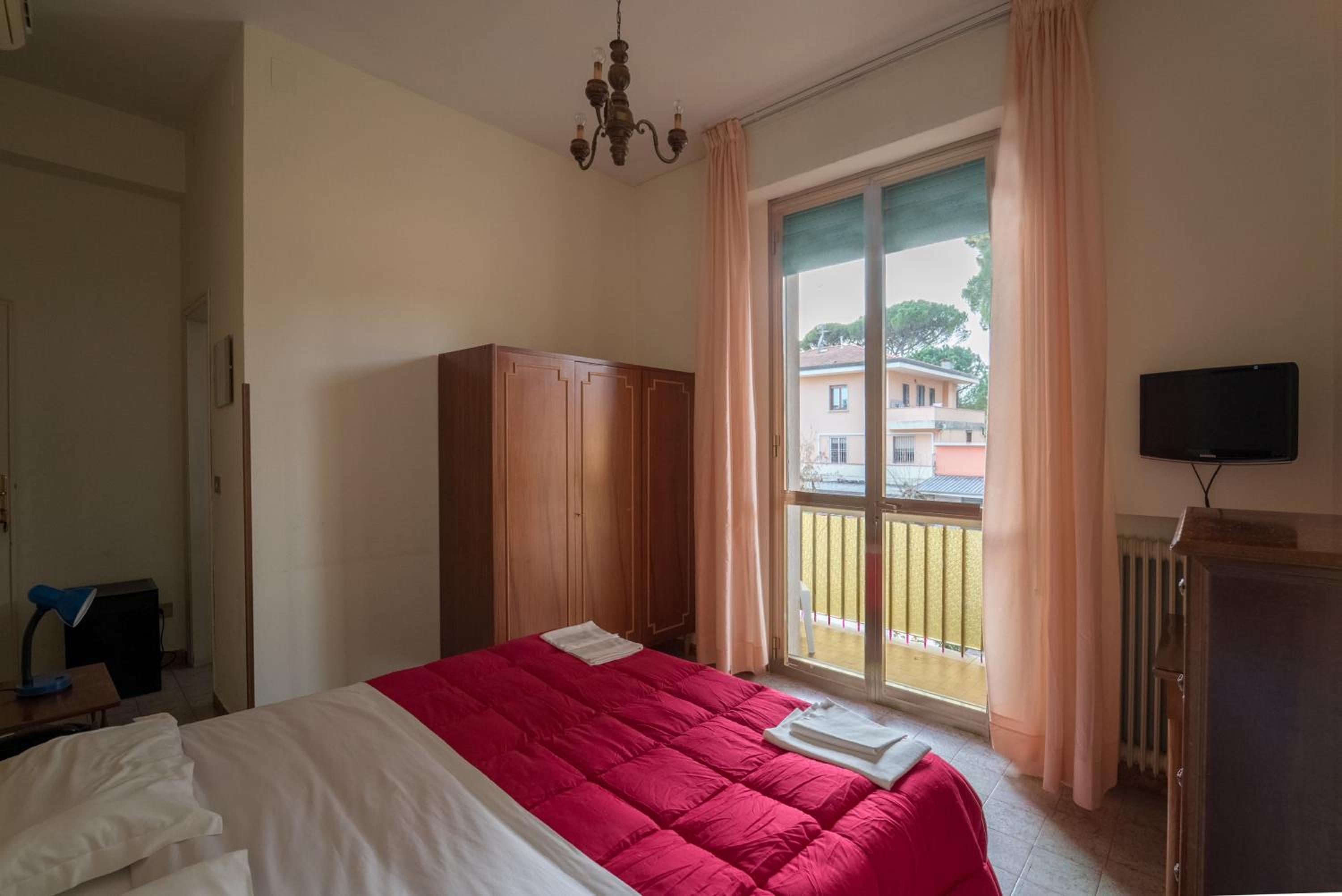Double Room - Photo 4