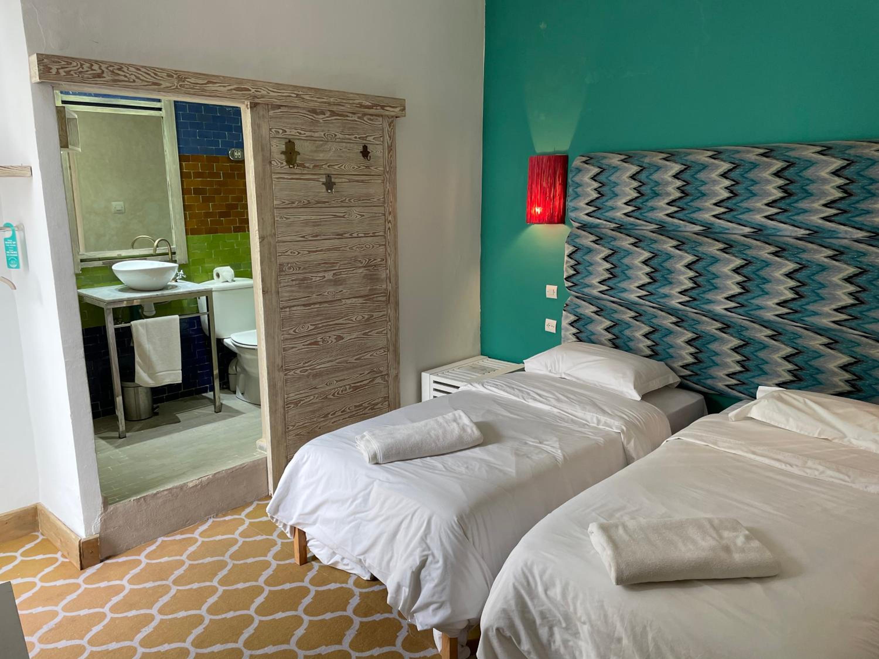 Standard Double or Twin Room photo 3