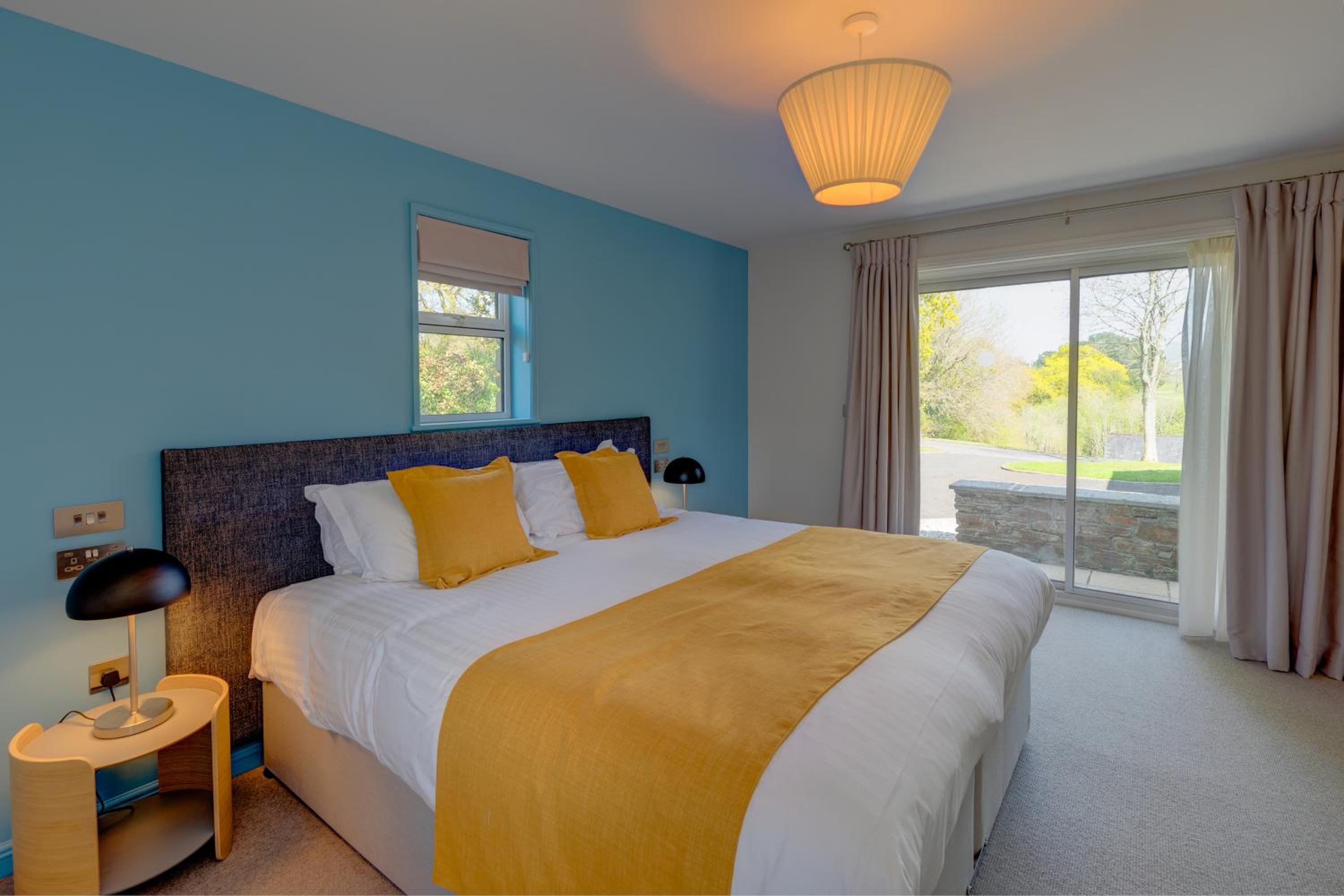 Three-Bedroom Cottage photo 1