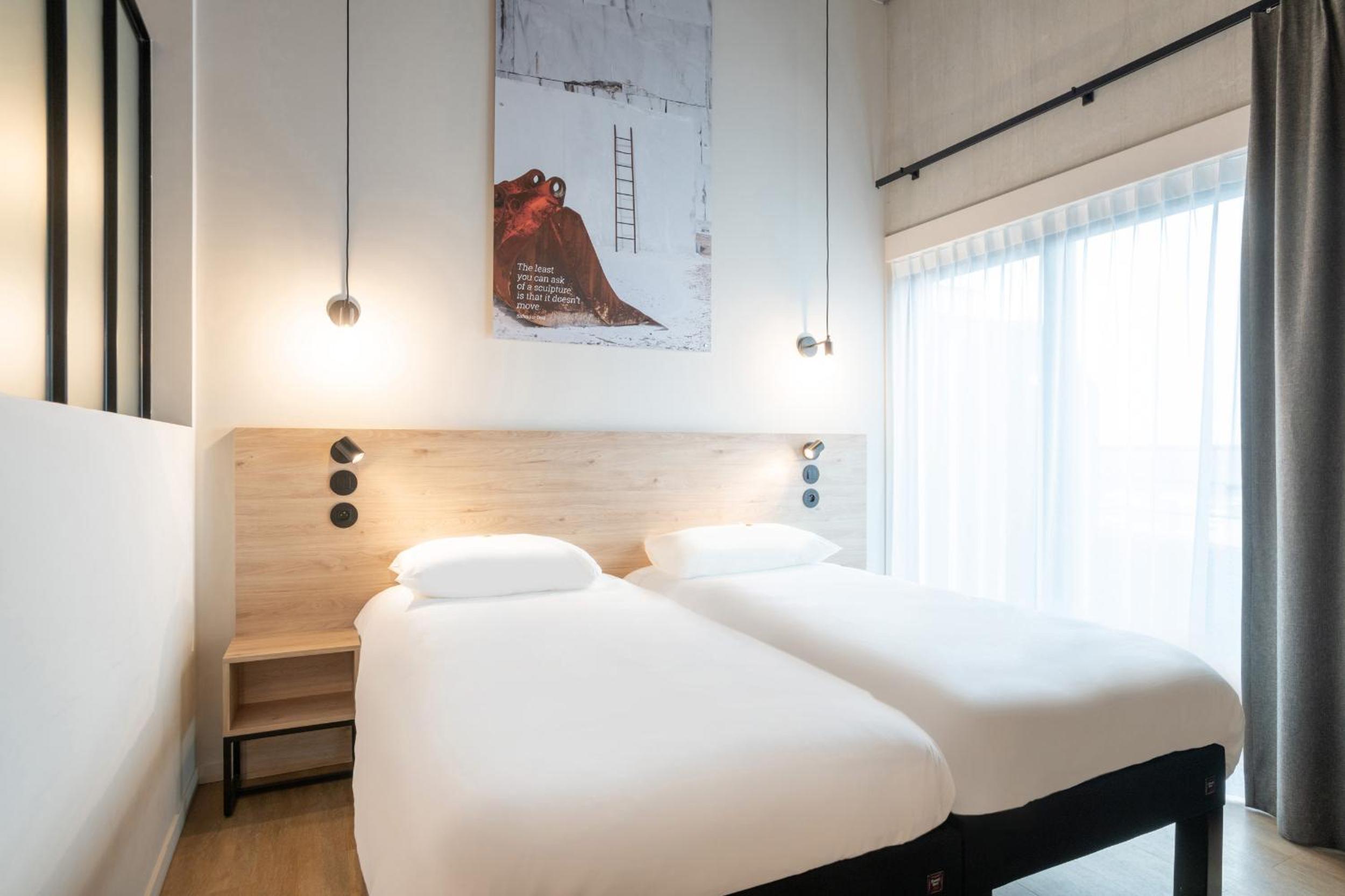 Standard Double Room - Photo 4