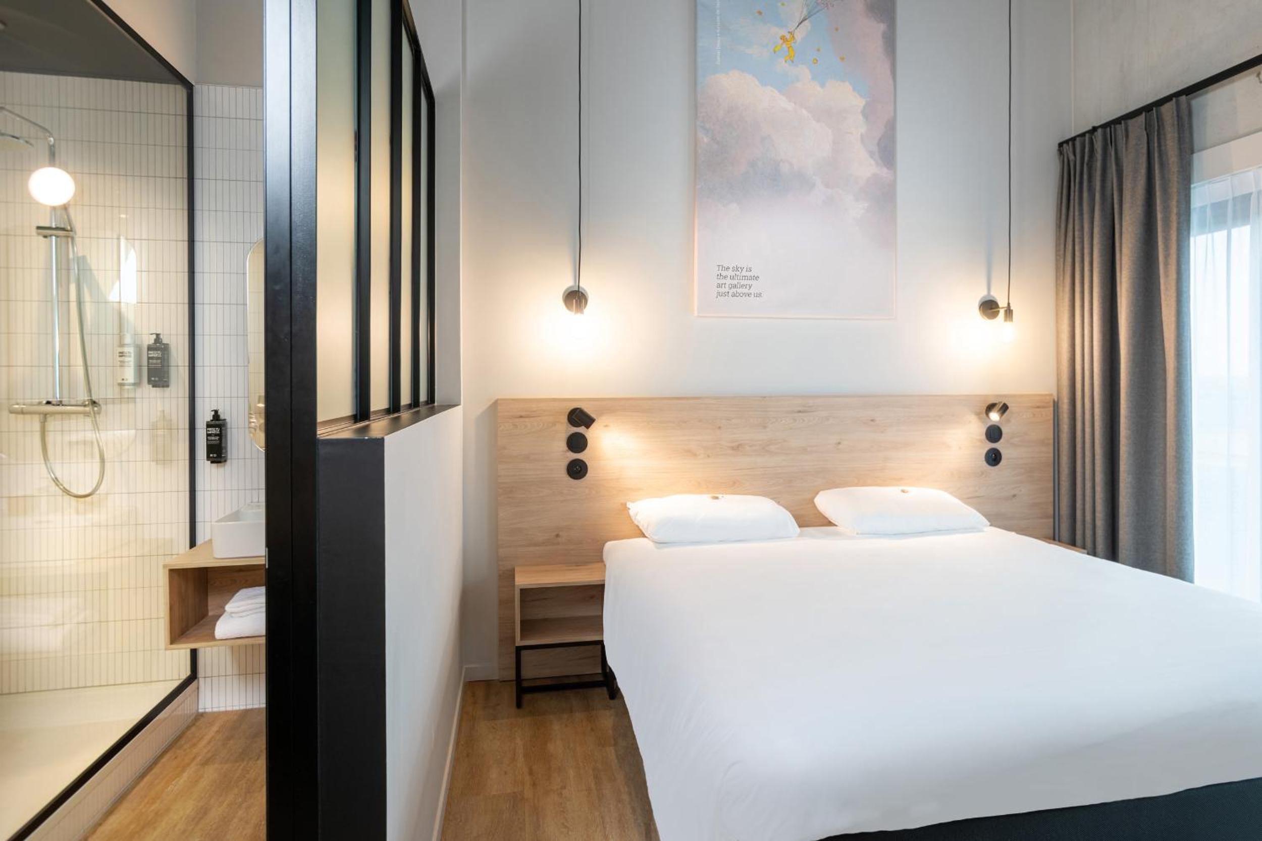 Comfort Double Room with Balcony - Photo 6