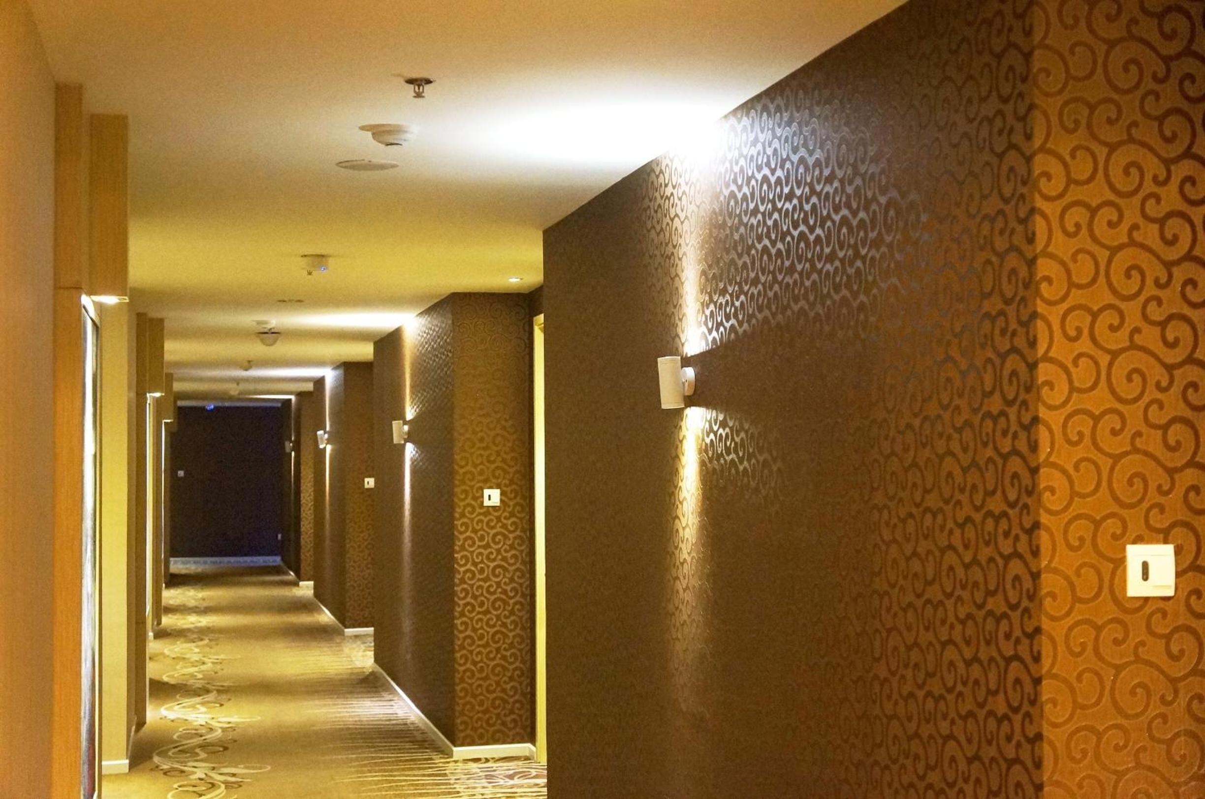Deluxe Double or Twin Room - Room Only photo 2