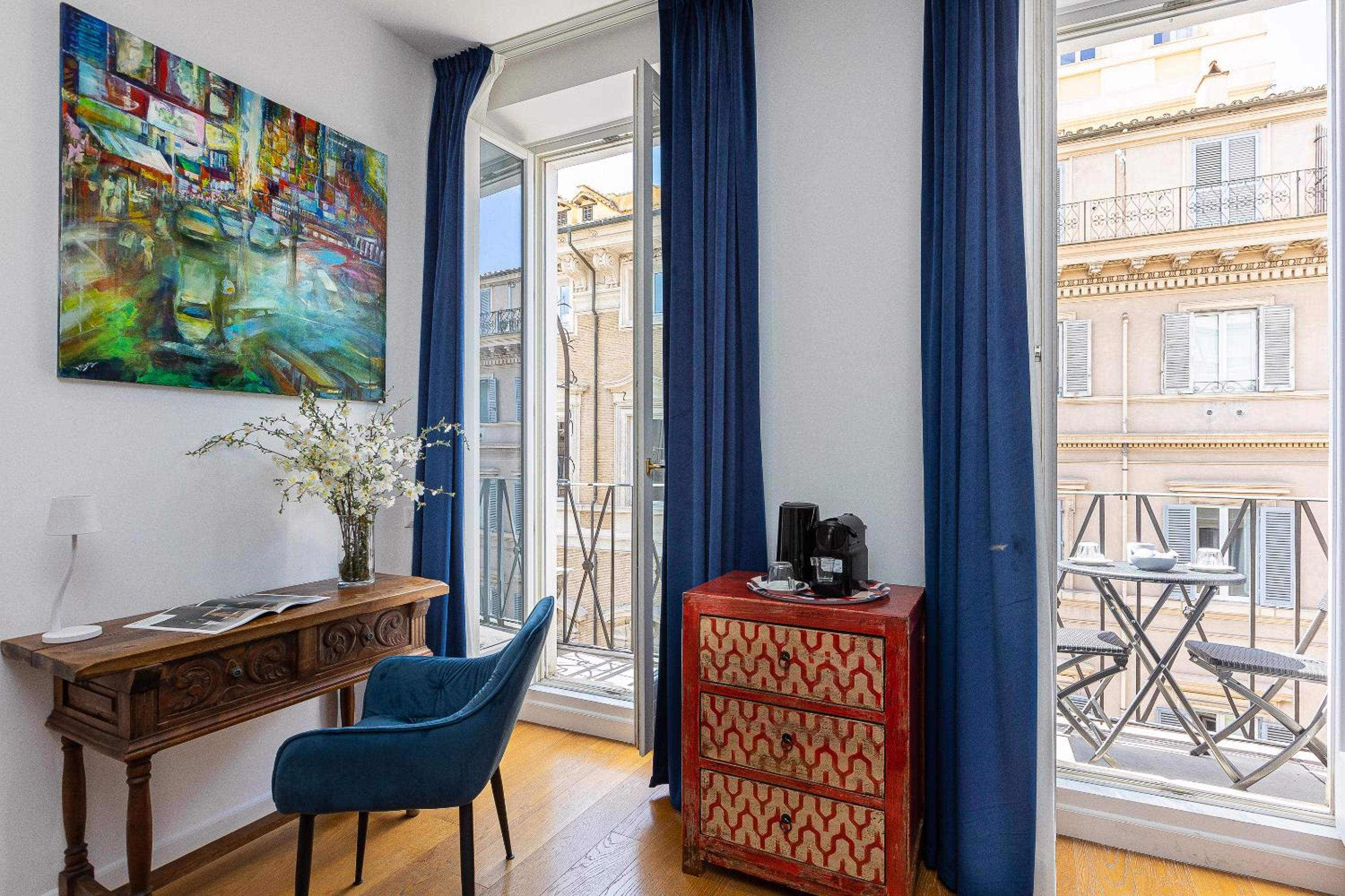 Suite with Balcony photo 3