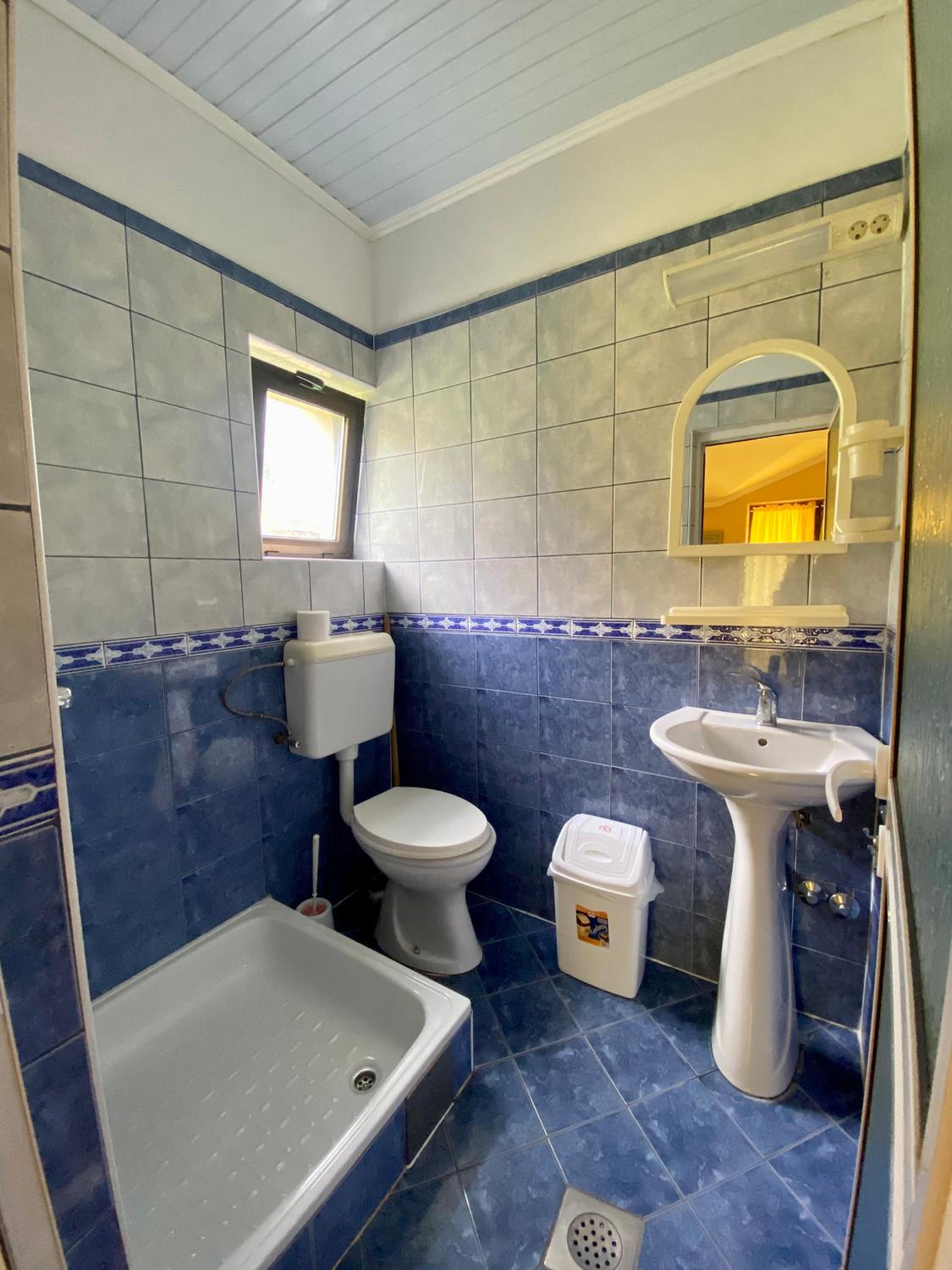 Studio Apartment photo 2