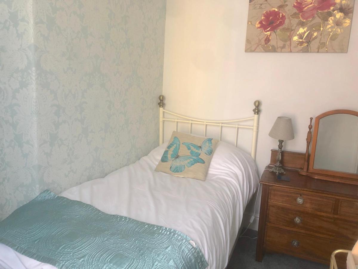 Single Room photo 1