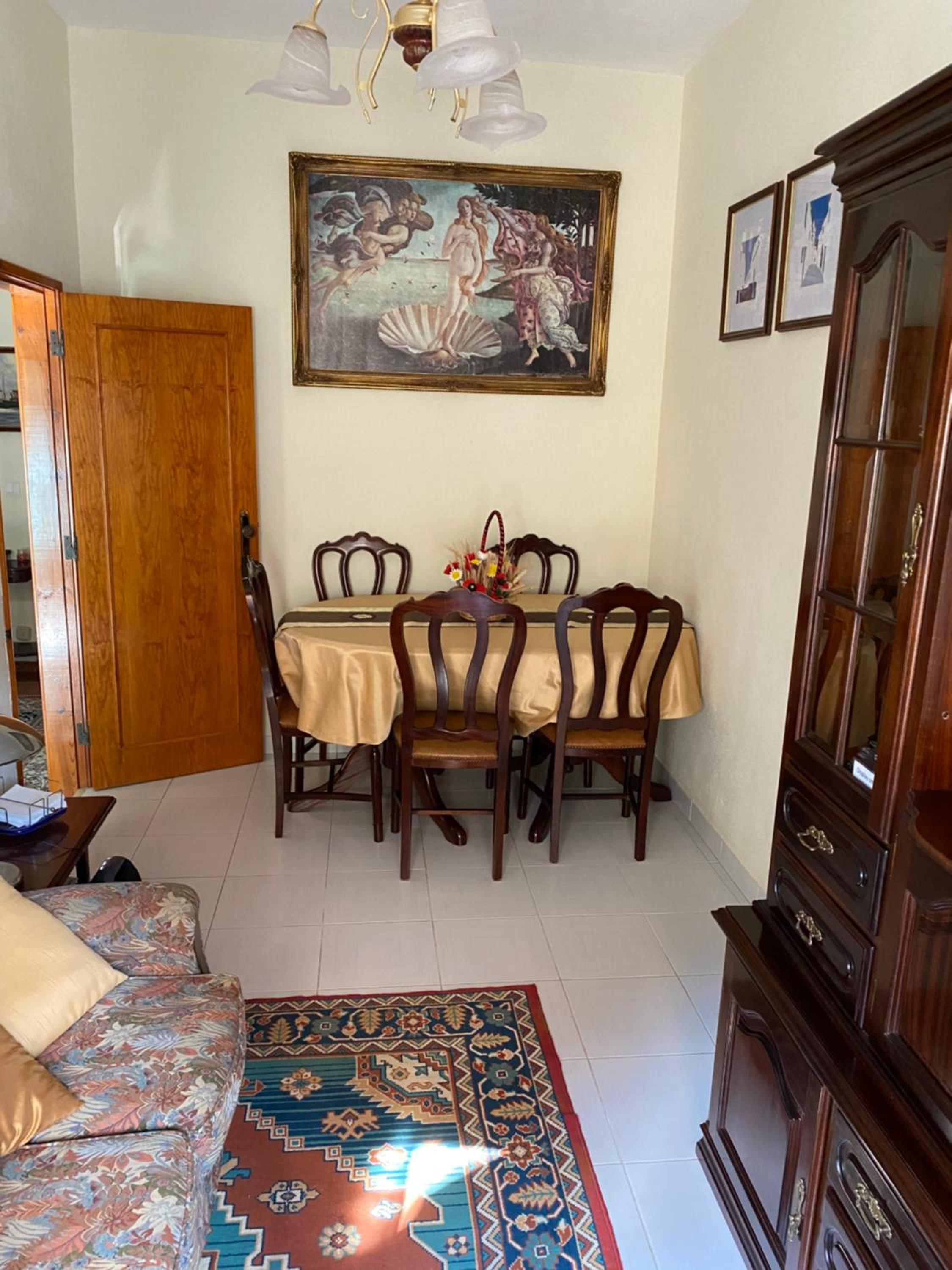 Family Room - Photo 10