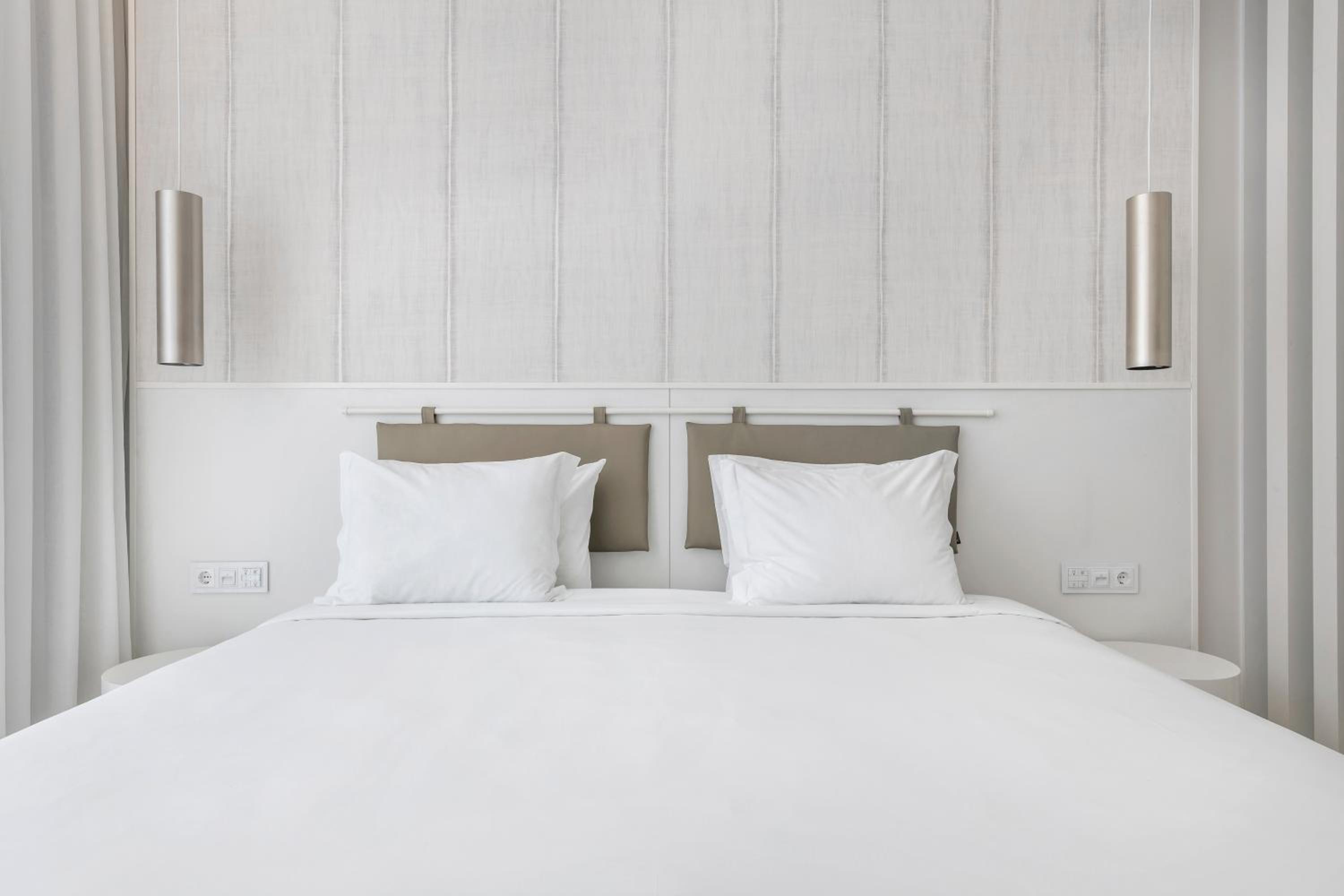 Double Room - Photo 9
