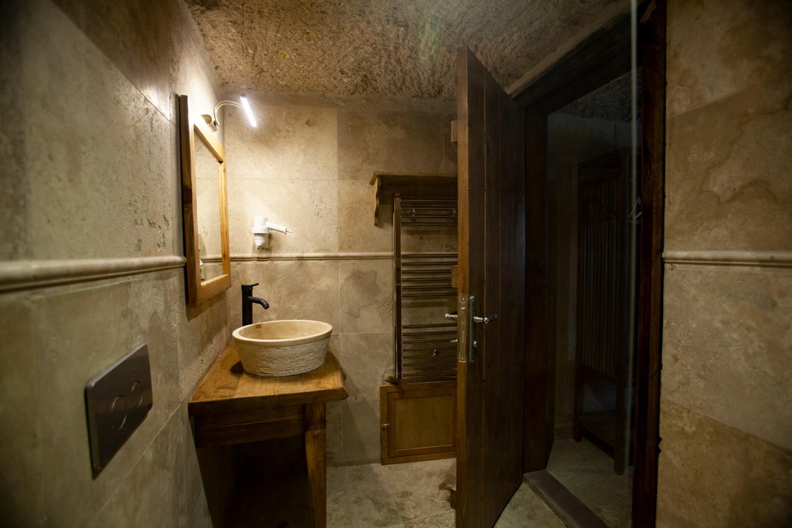 Double Room with Patio photo 3