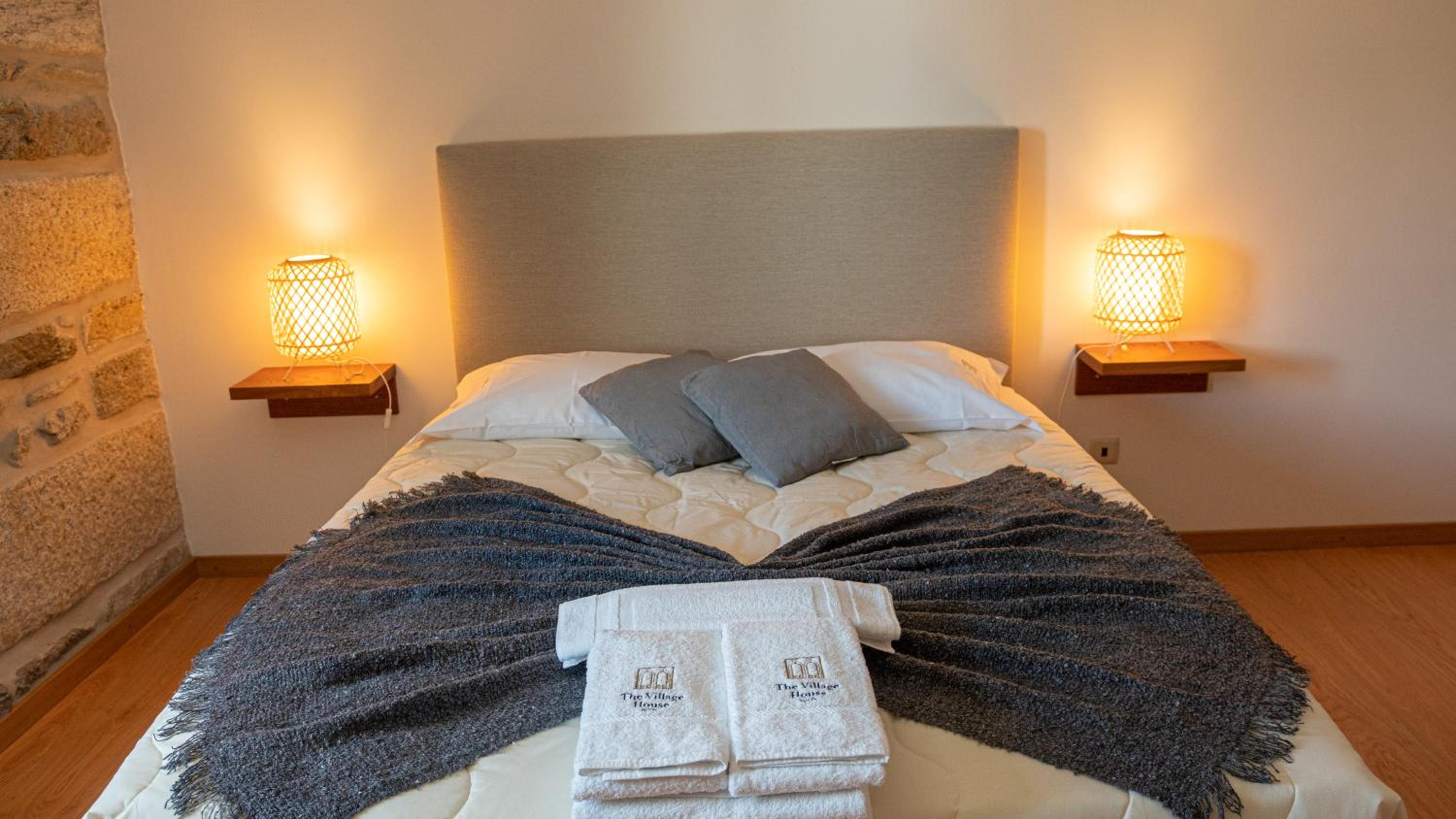 Double or Twin Room - Photo 10