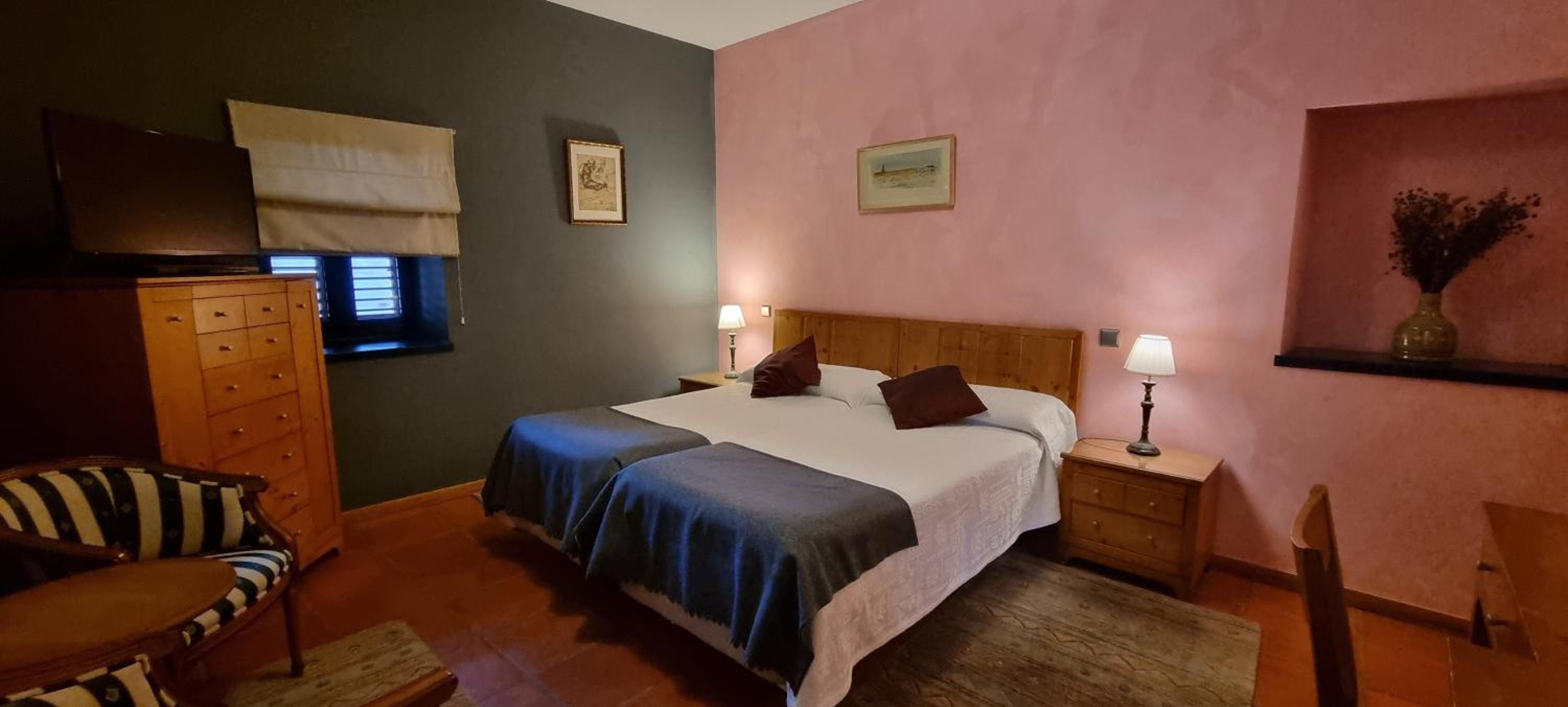 Standard Twin Room with Garden View photo 2