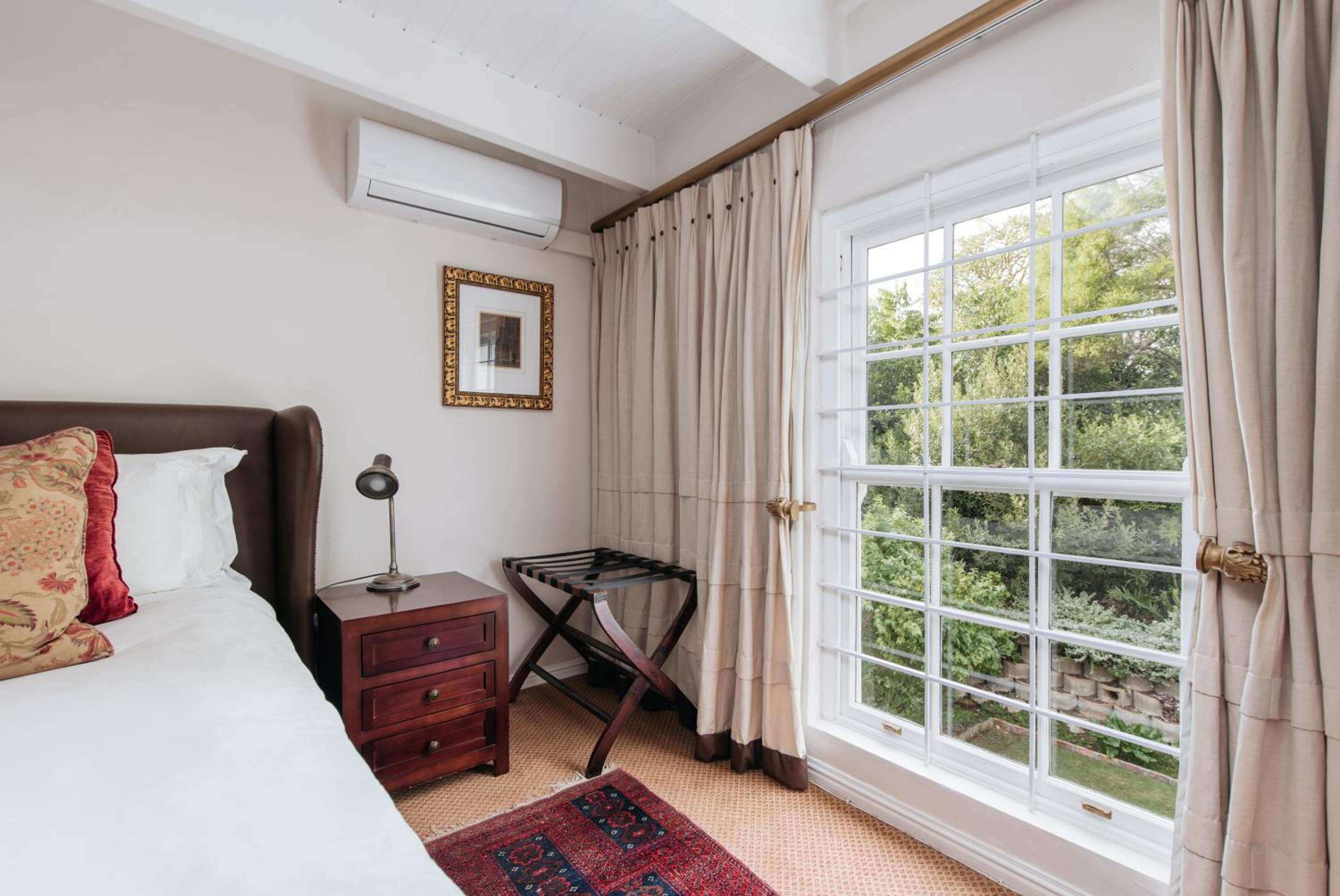 Twin Room - Photo 4