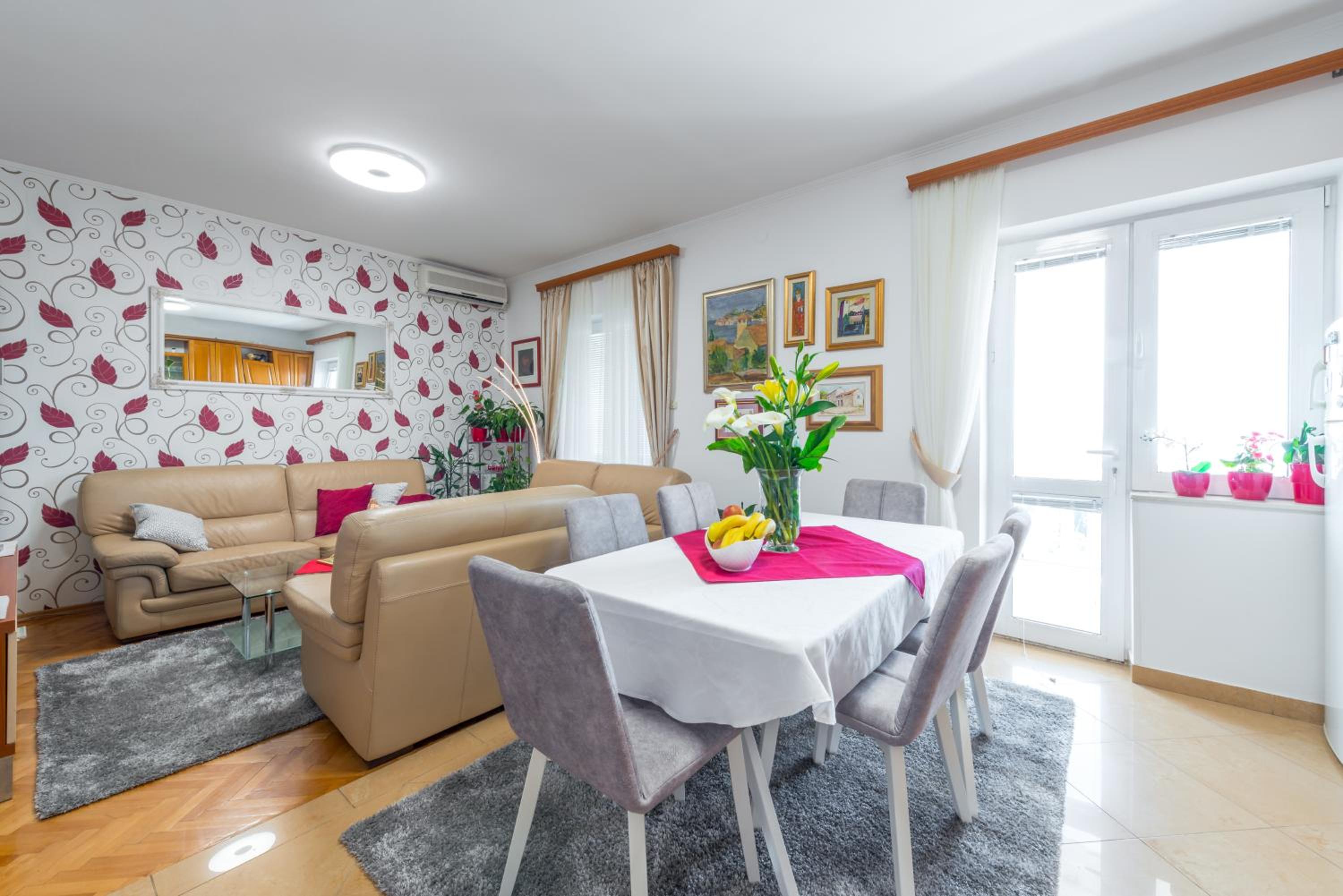 Apartment with Sea View