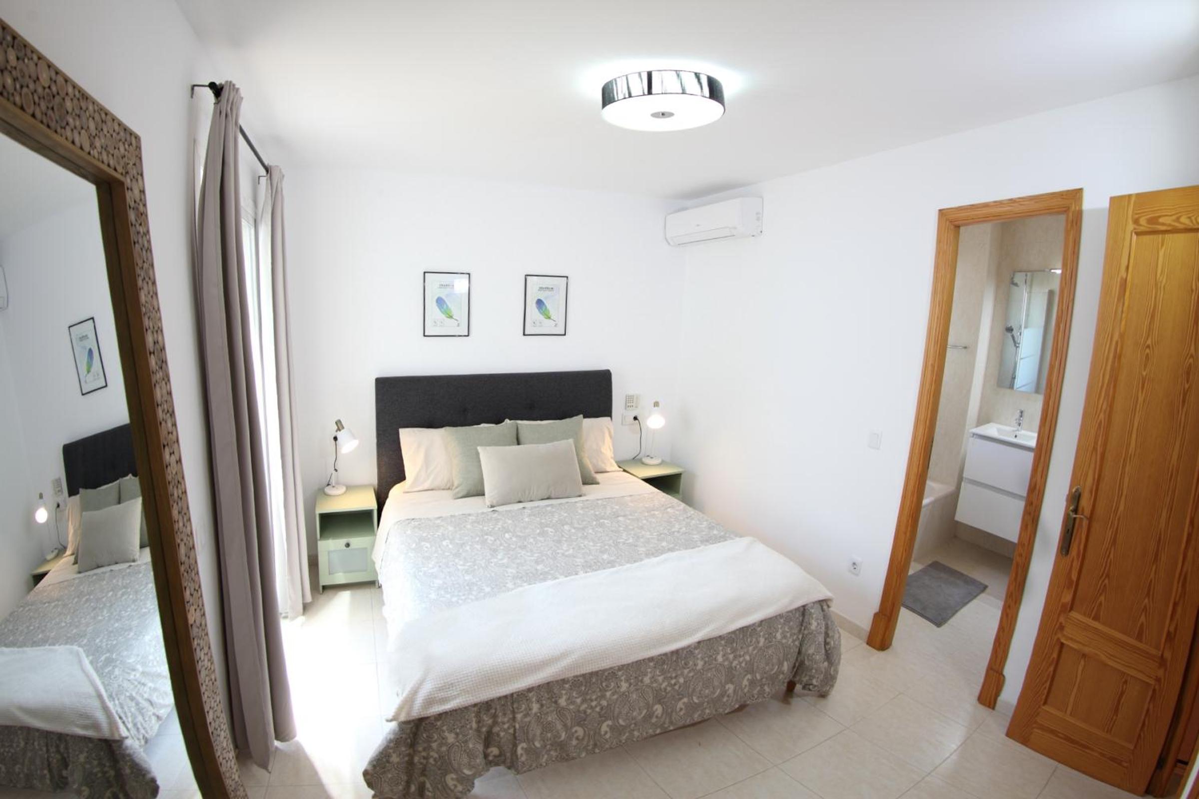 Three-Bedroom Villa photo 2