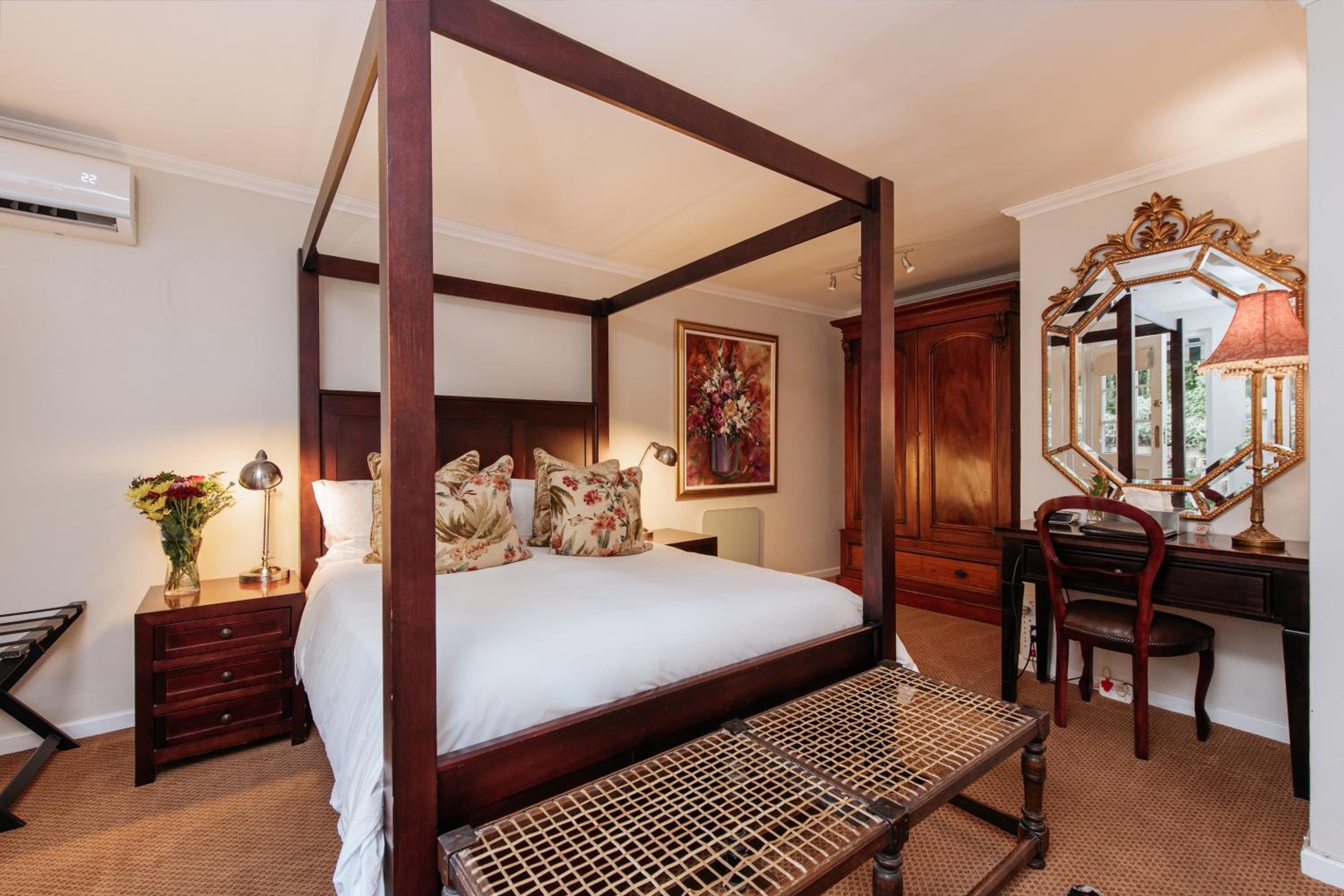 Superior Queen Room - Photo 1