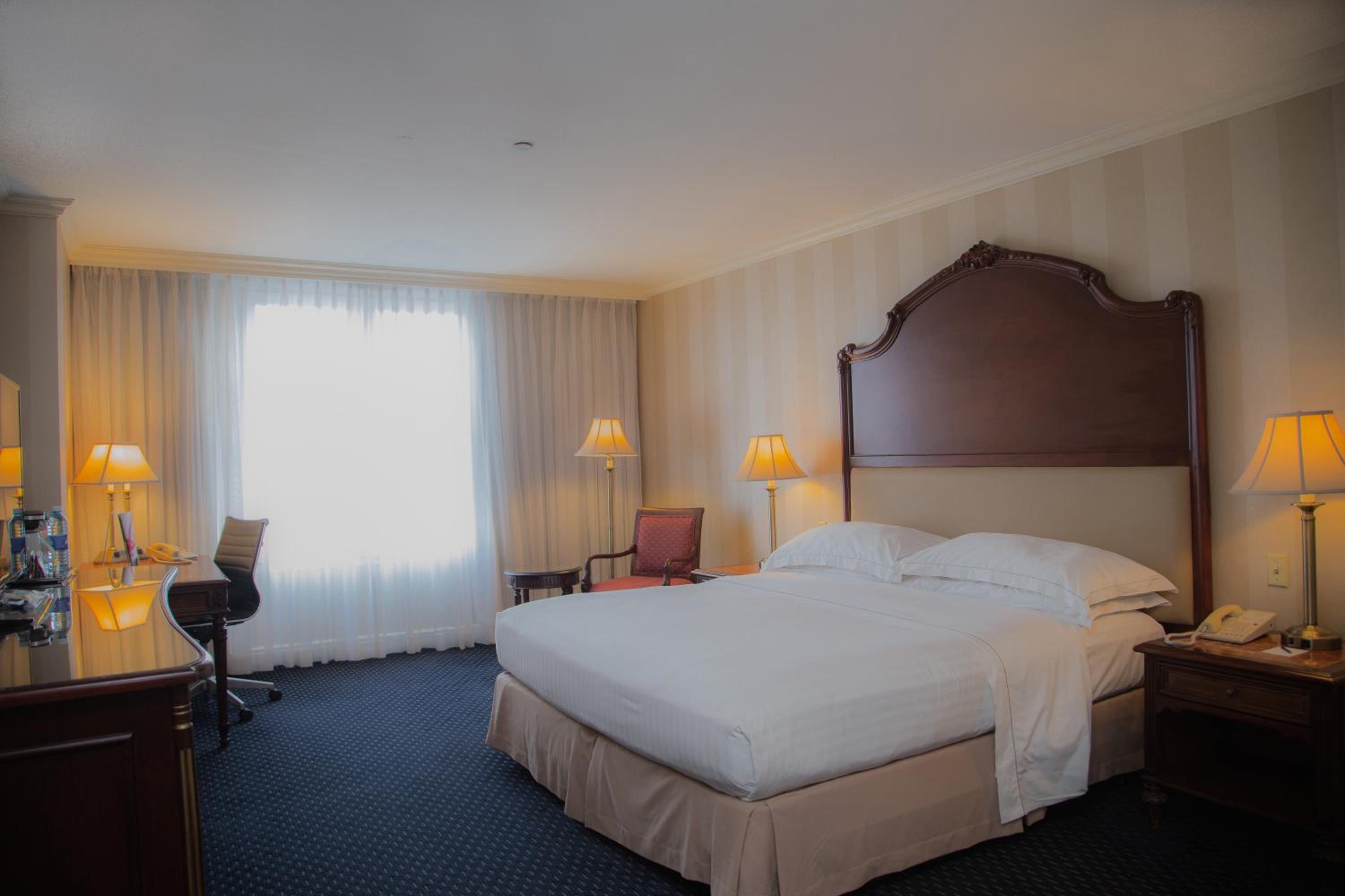 Superior King Room