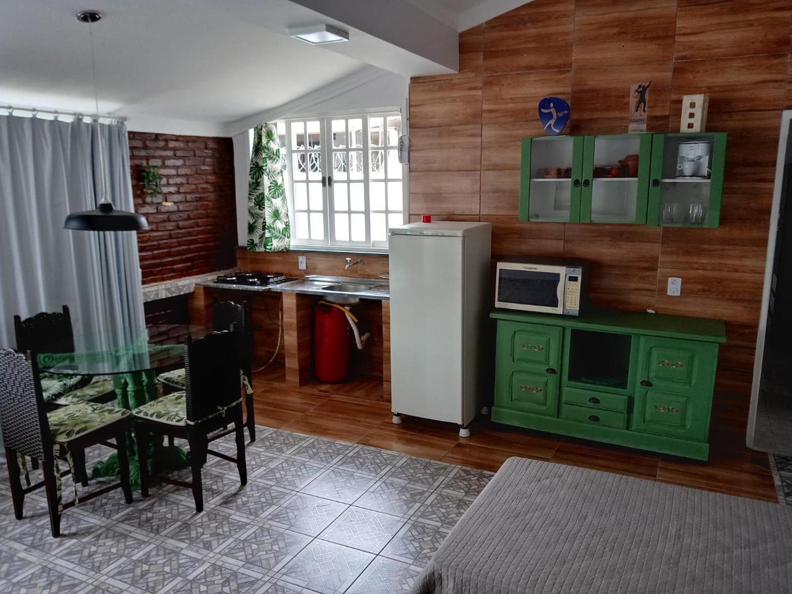 Family Studio photo 2