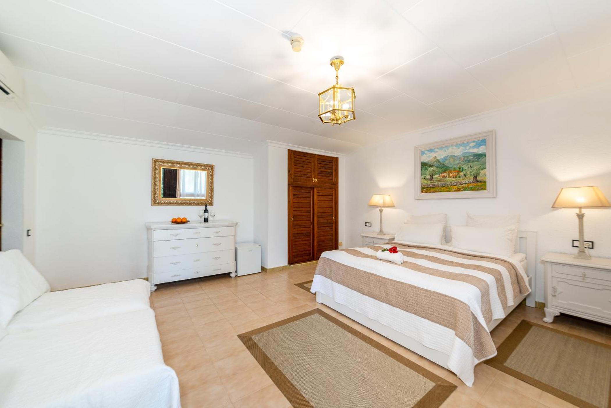 Habitación triple (2 adultos + 1 niño)